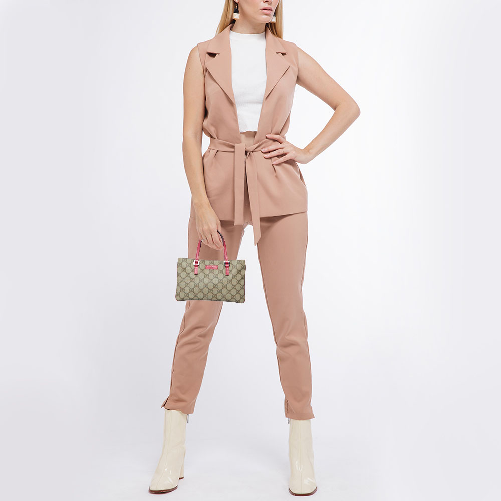 

Gucci Beige/Pink GG Supreme Canvas and Leather Pochette Bag