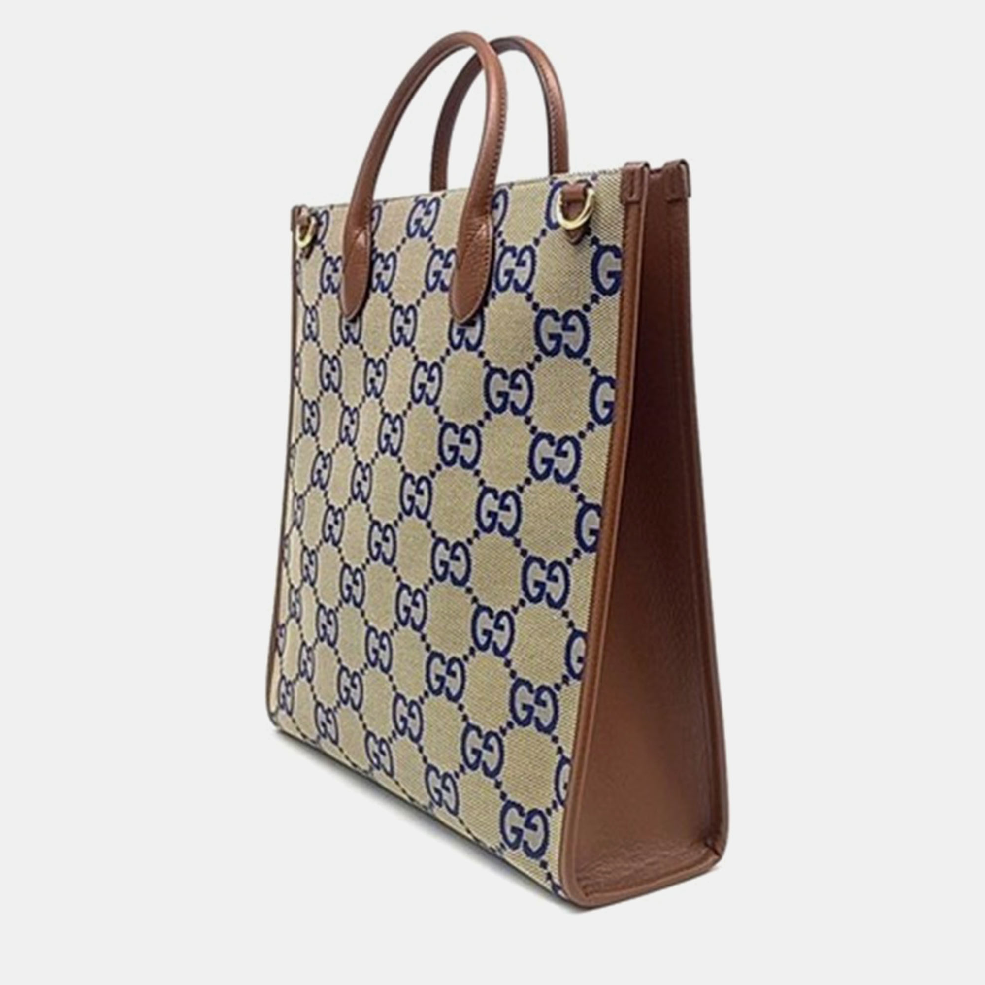 

Gucci Interlocking G Medium Tote and Shoulder Bag (674155), Beige