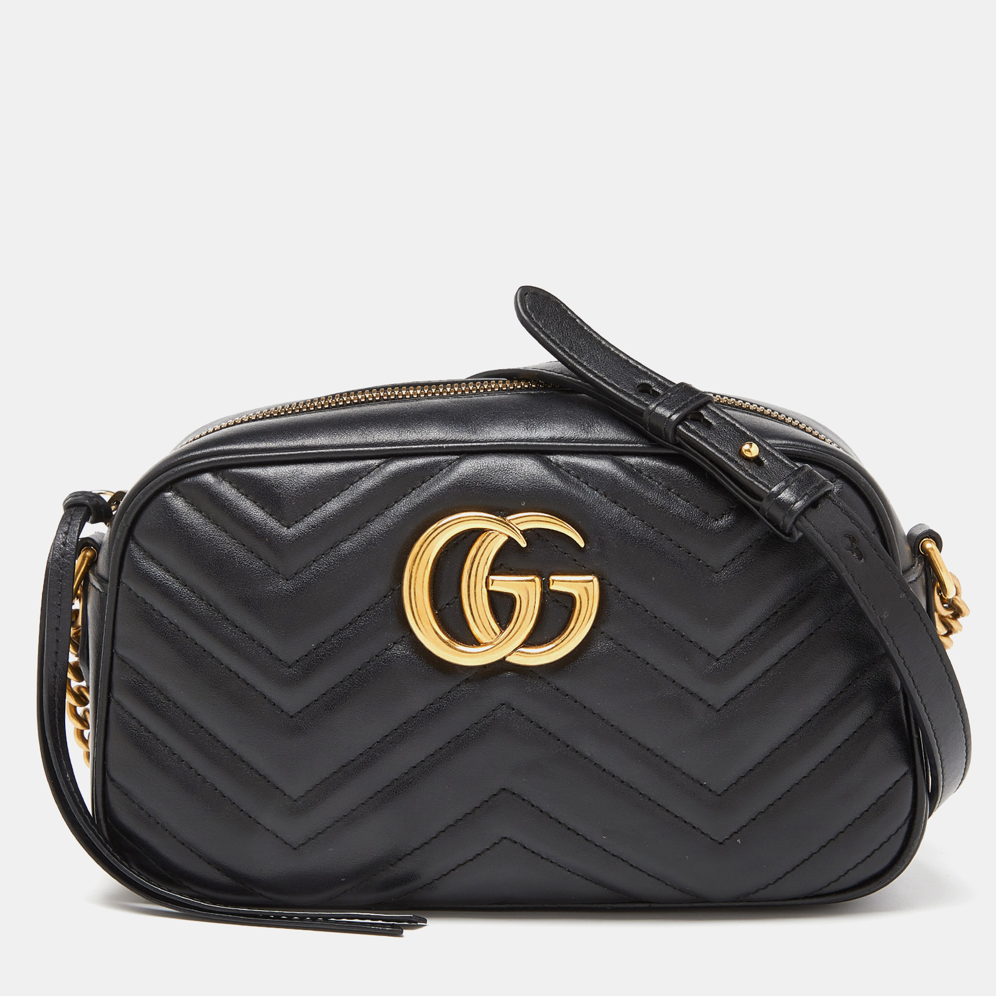 

Gucci Black Matelassé Leather  GG Marmont Camera Bag