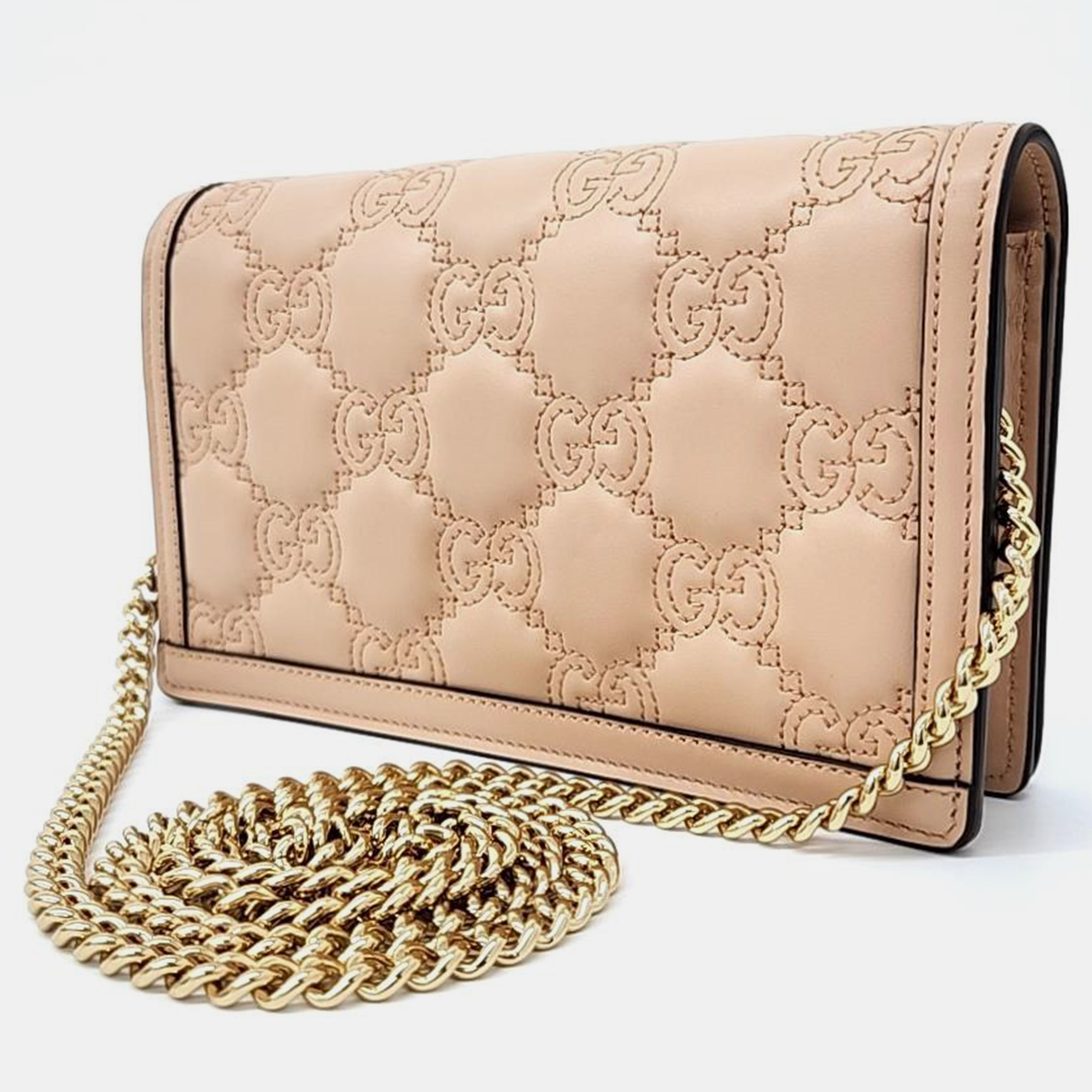 

Gucci Matelasse Mini Chain Crossbody Bag (723787), Beige