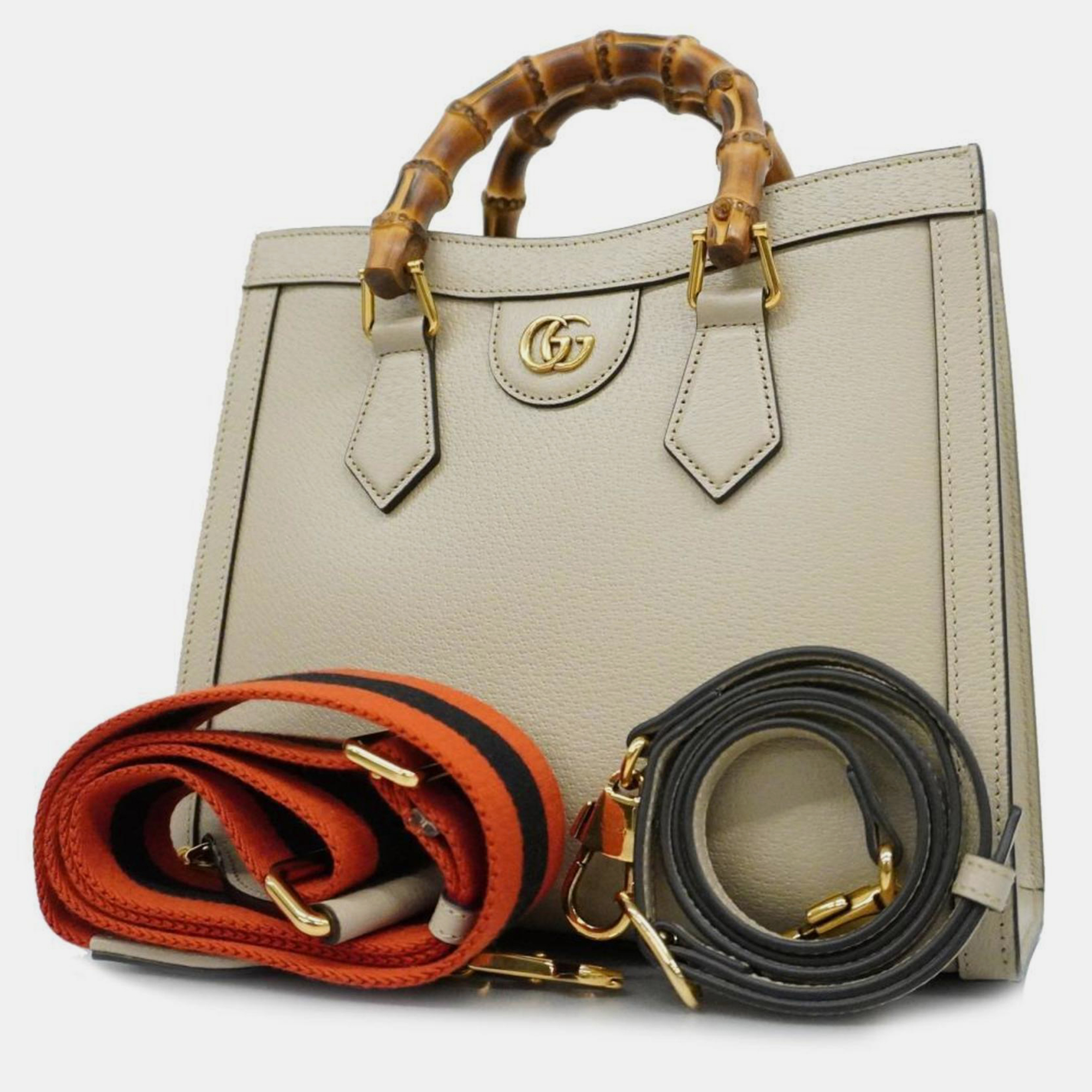 

Gucci Beige Leather  Bamboo Diana Totes
