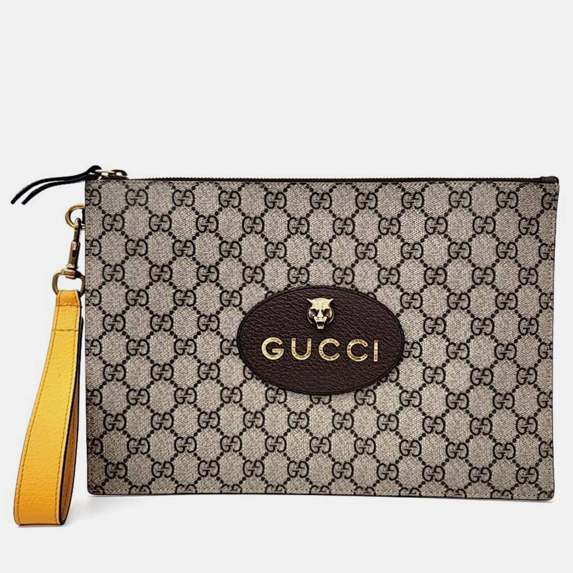 

Gucci GG Supreme Clutch (473956), Beige
