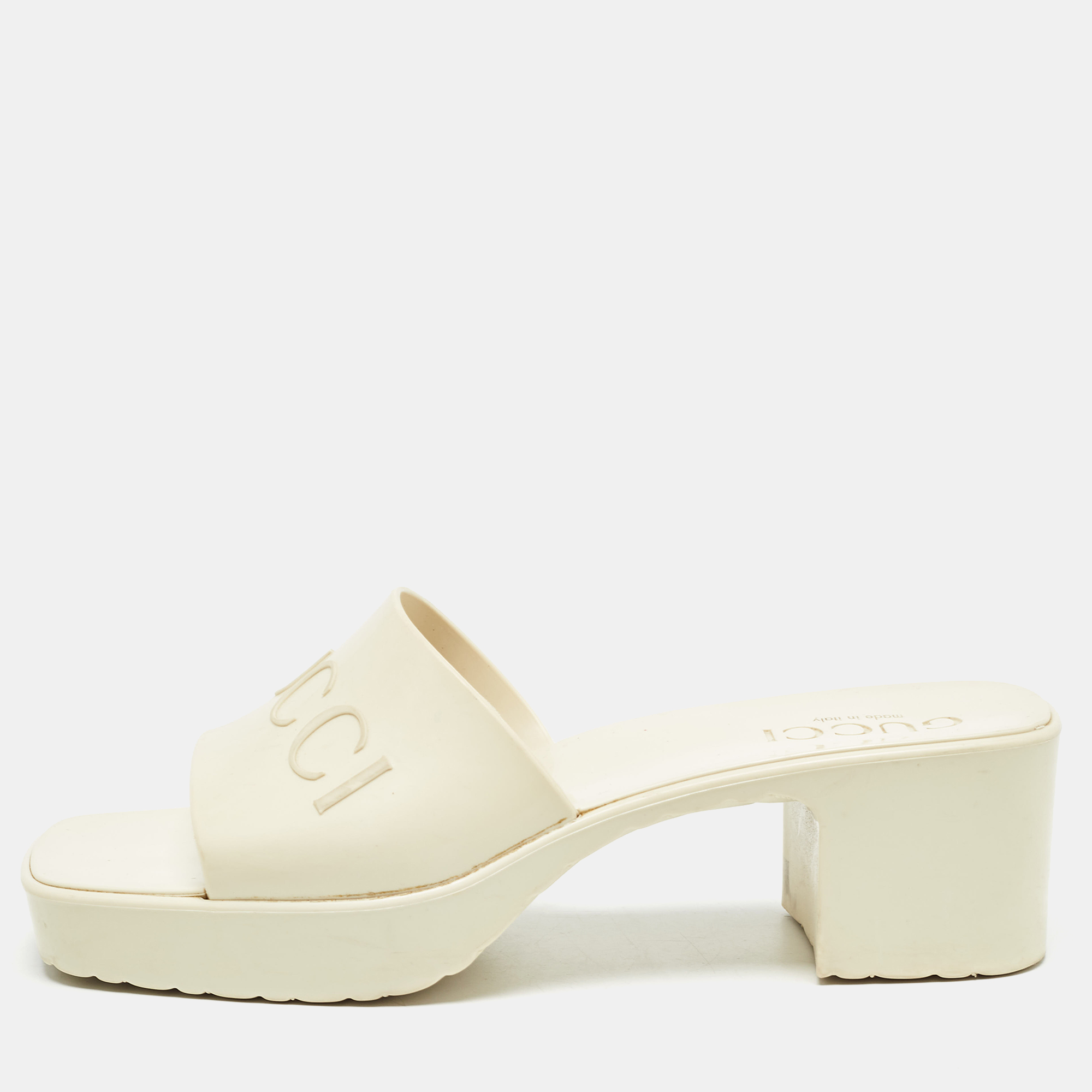 

Gucci Cream Rubber Embossed Logo Slide Sandals Size