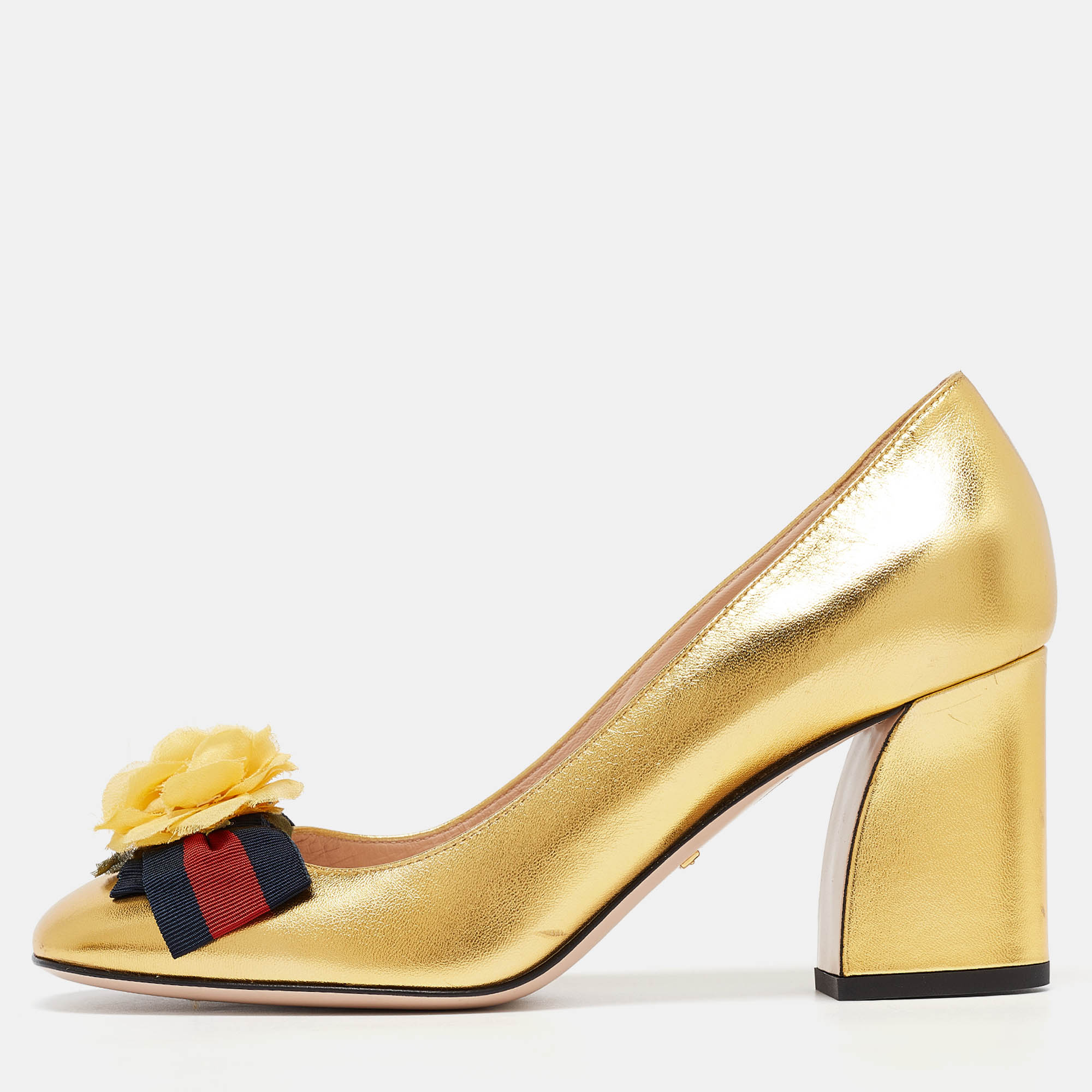 

Gucci Gold Leather Web Bow Flower Applique Pumps Size