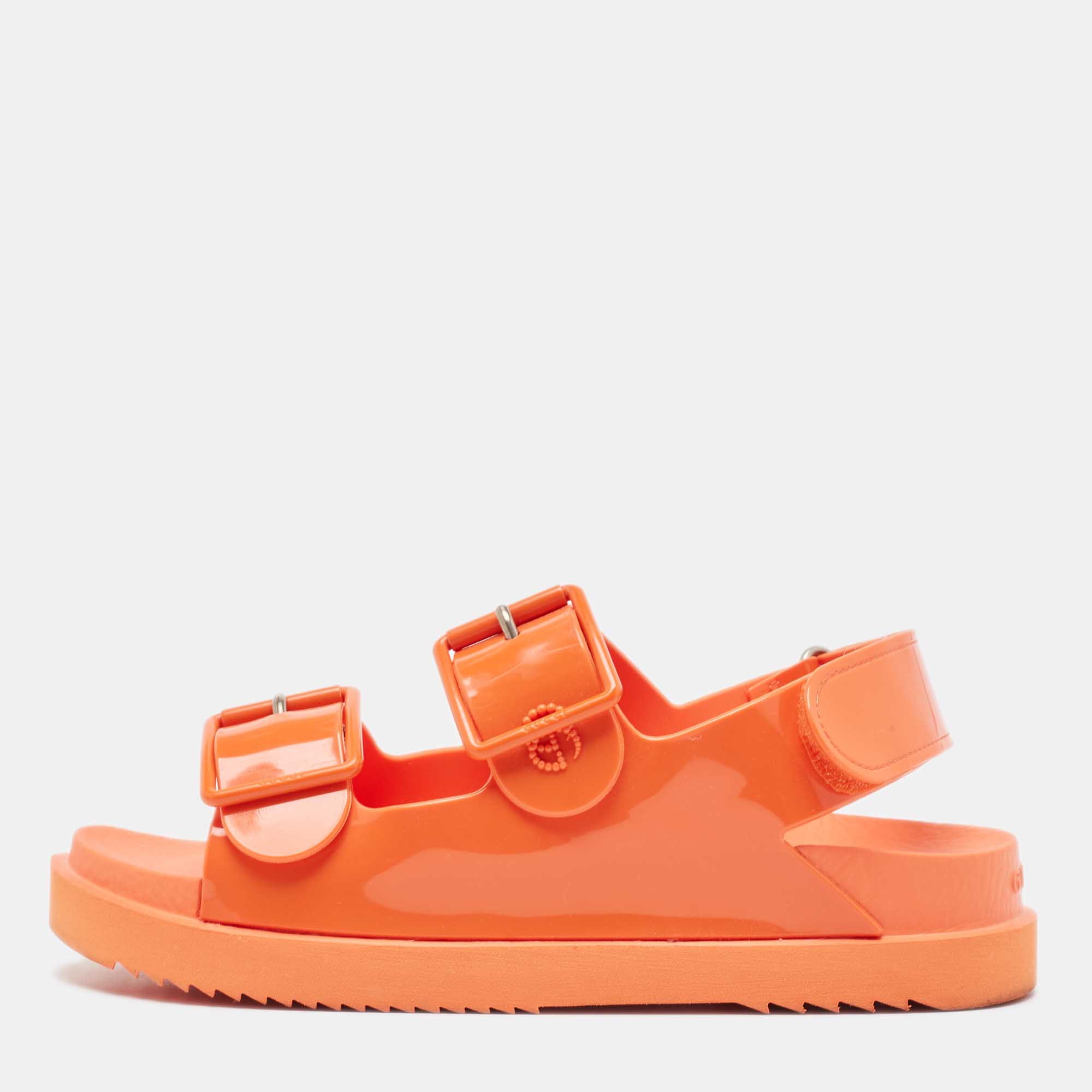 

Gucci Orange Rubber Isla Flat Sandals Size