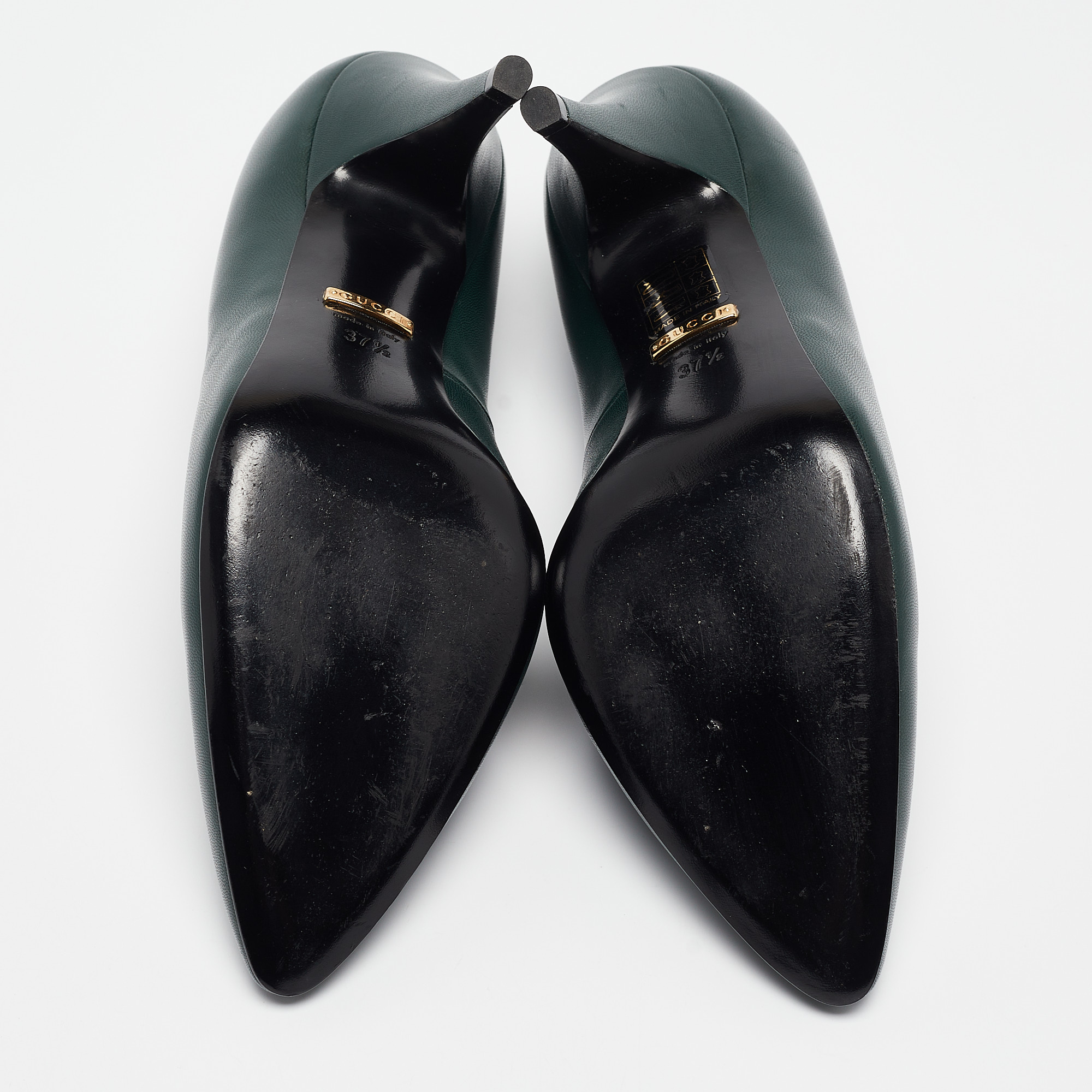 Gucci Green Leather Pointed Toe Pumps Size 37.5 