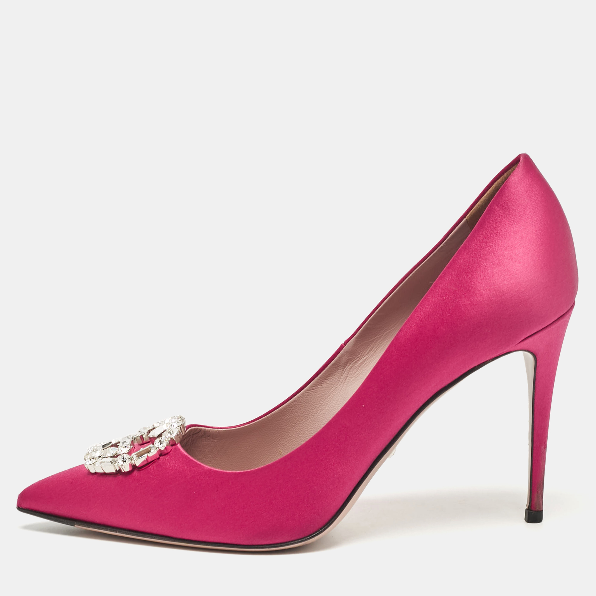 

Gucci Pink Satin Crystal Embellished Interlocking G Pumps Size