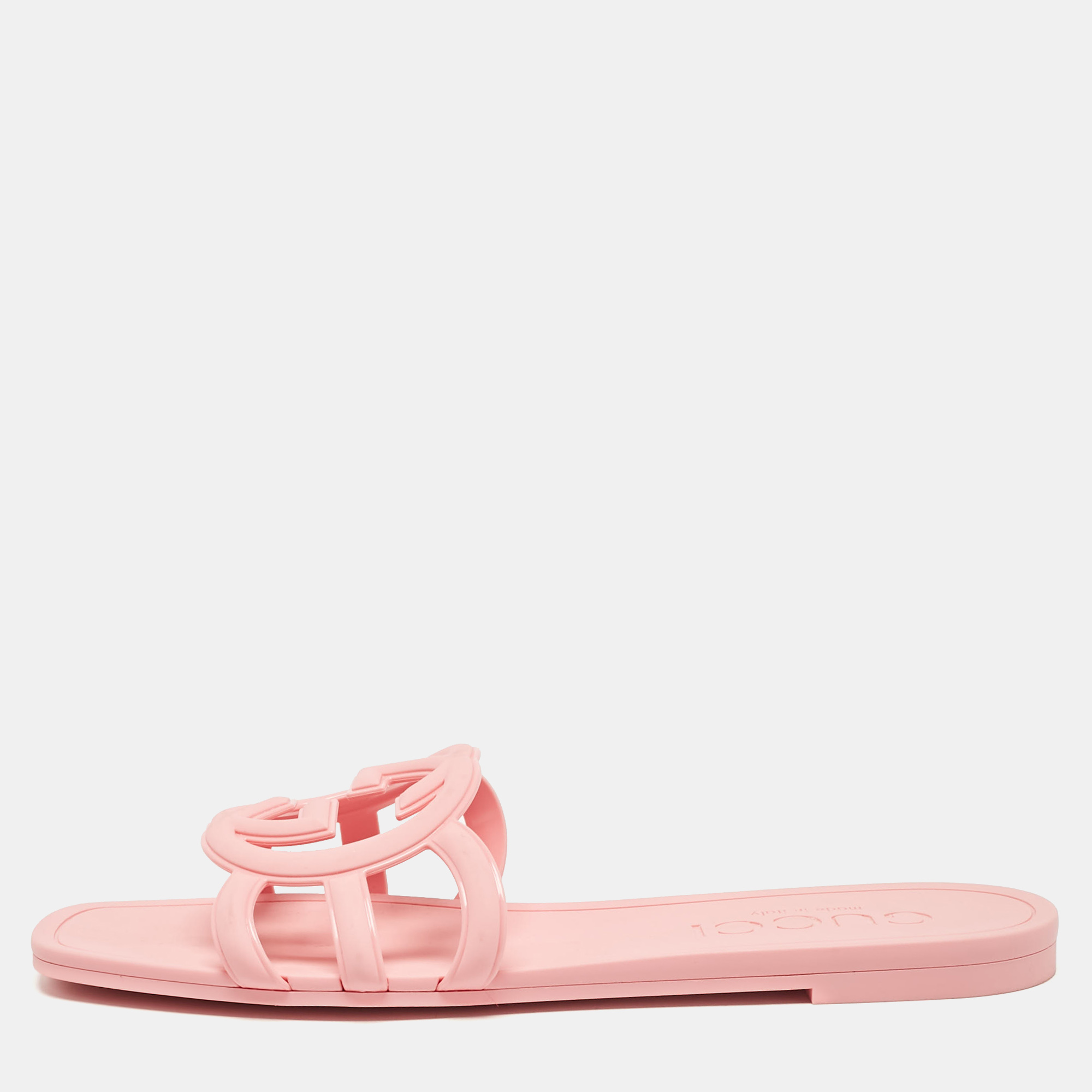 

Gucci Pink Rubber Interlocking G Flat Slides Size