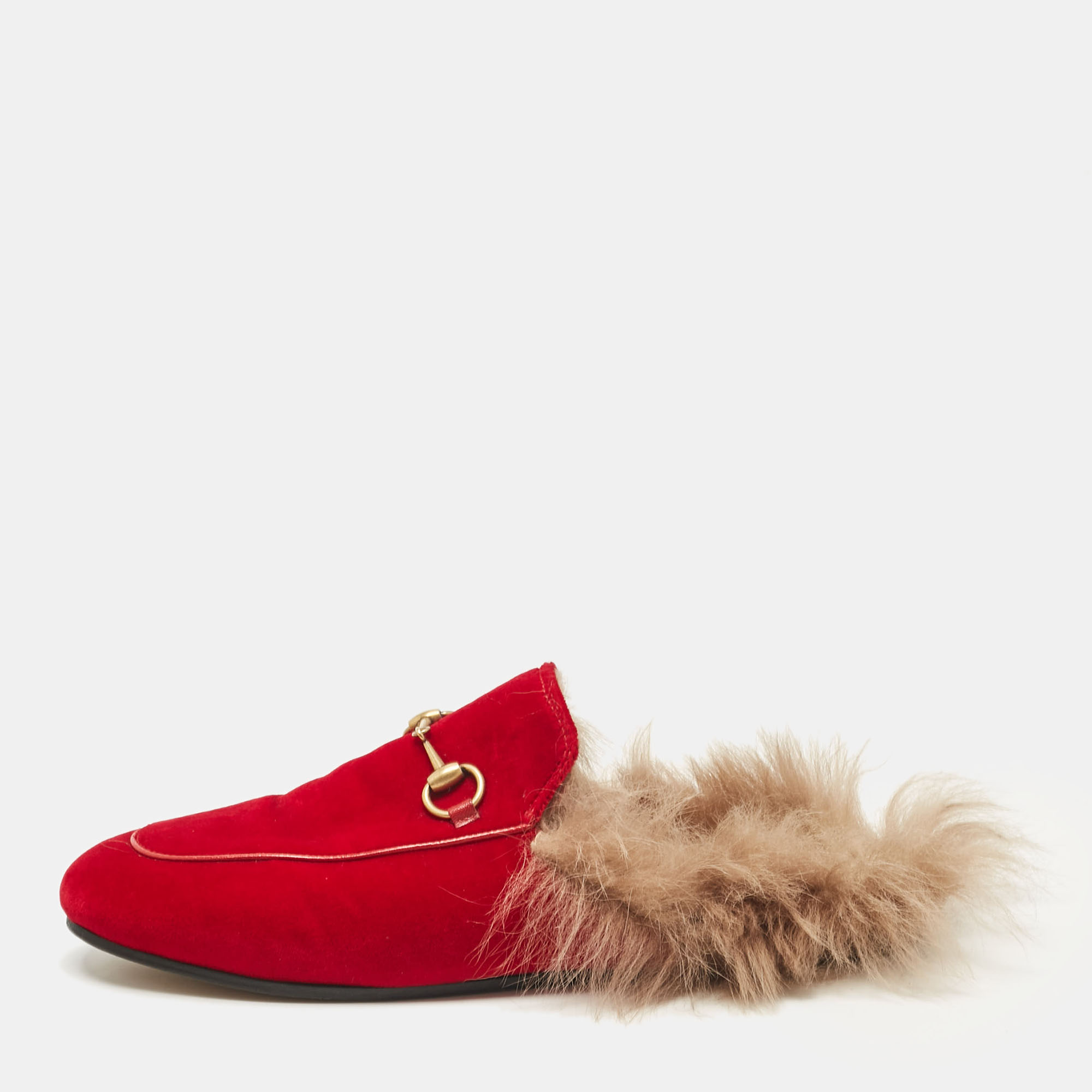 

Gucci Red Fur and Velvet Princetown Horsebit Flat Mules Size