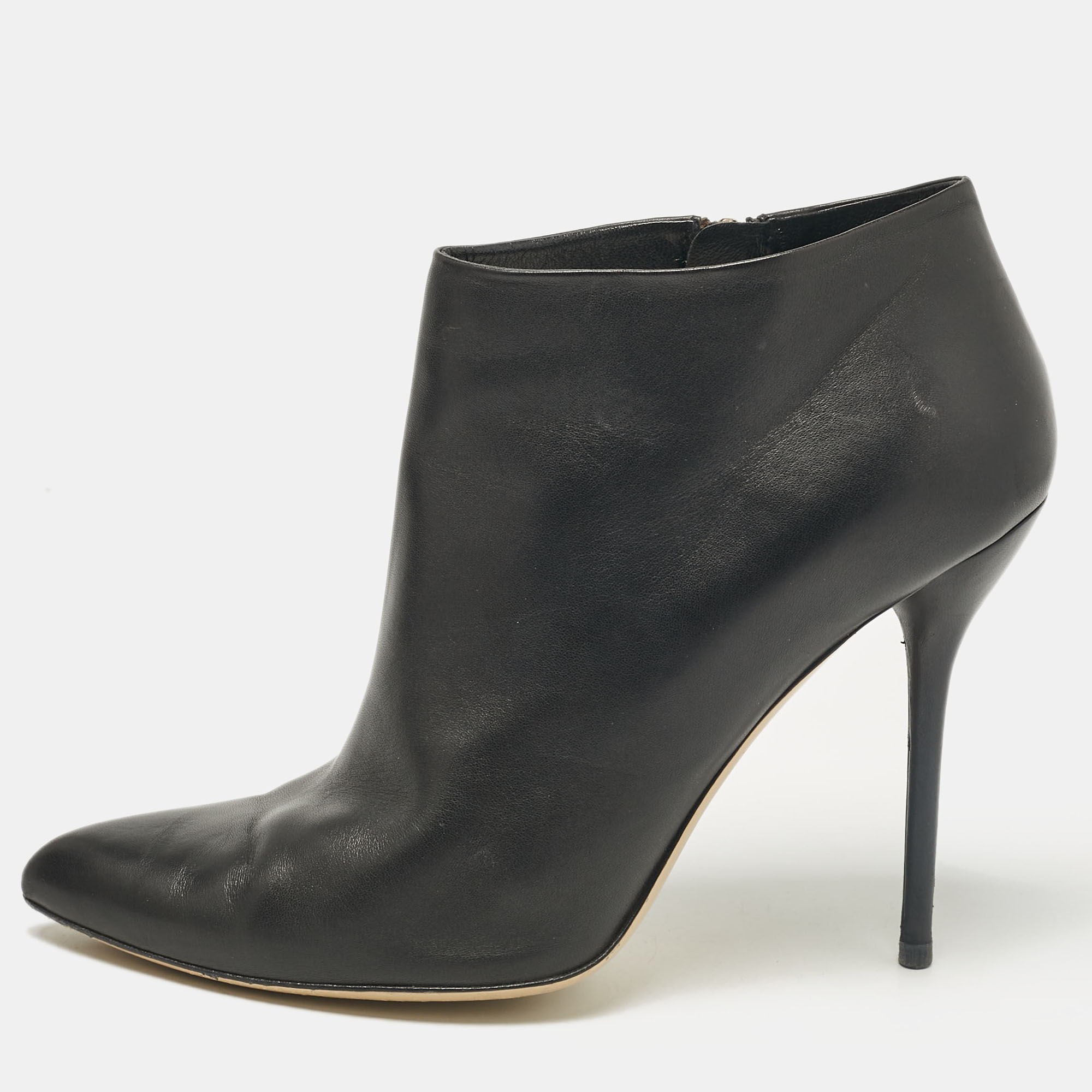 

Gucci Black Leather Pointed Toe Ankle Booties Size