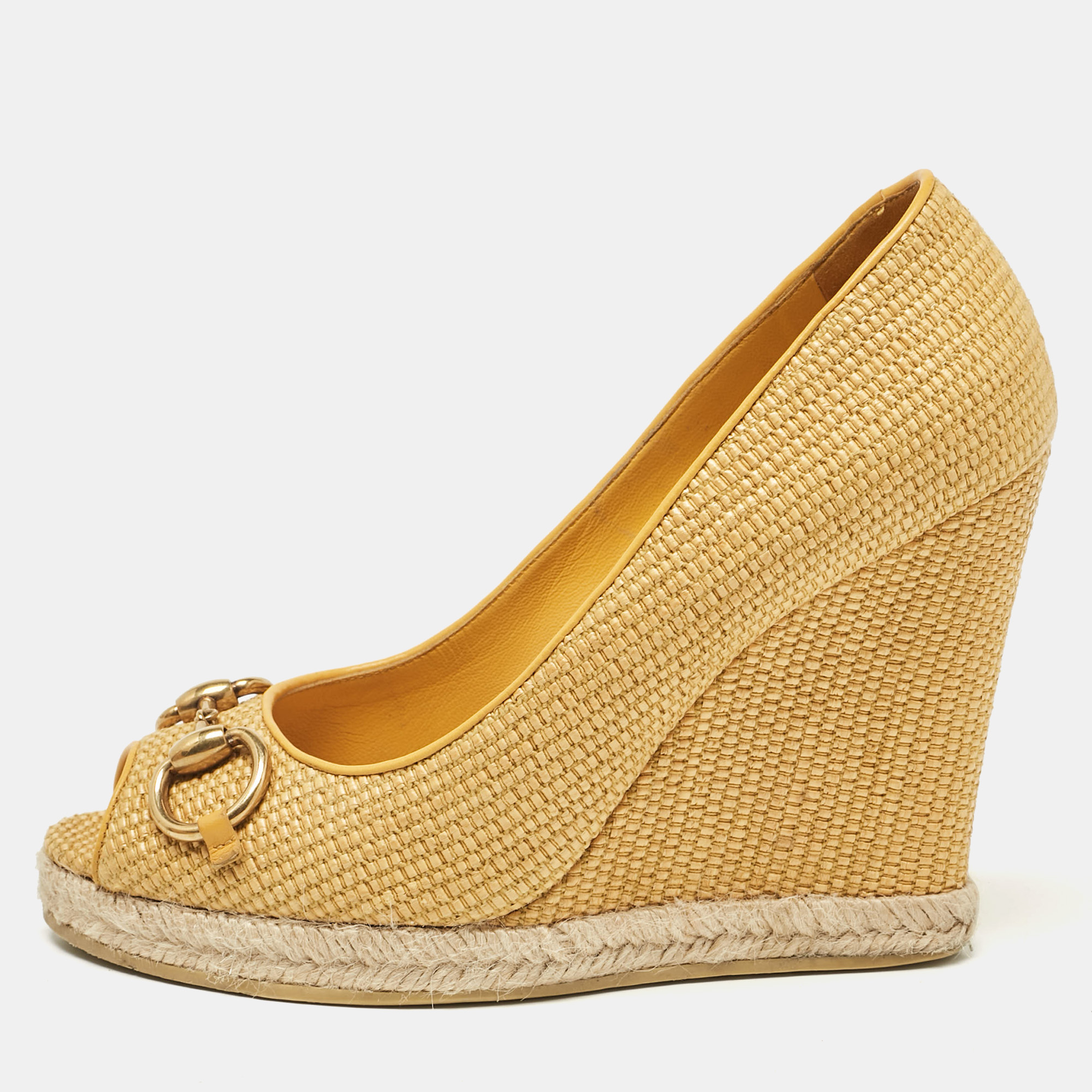 

Gucci Yellow Raffia and Leather Charlotte Horsebit Wedge Pumps Size