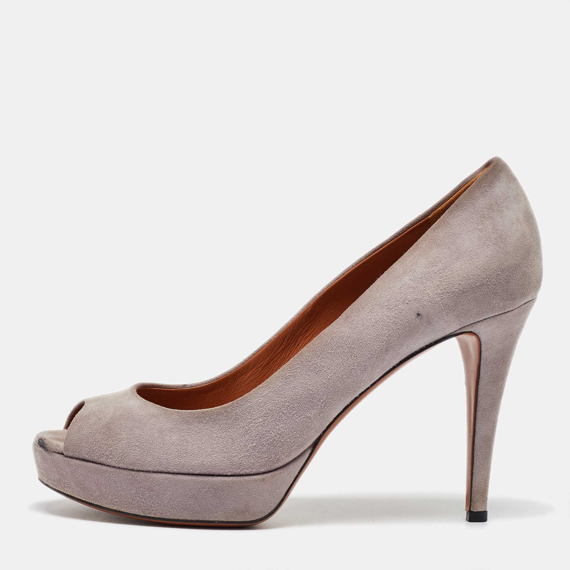 

Gucci Light Grey Suede Peep Toe Platform Pumps Size