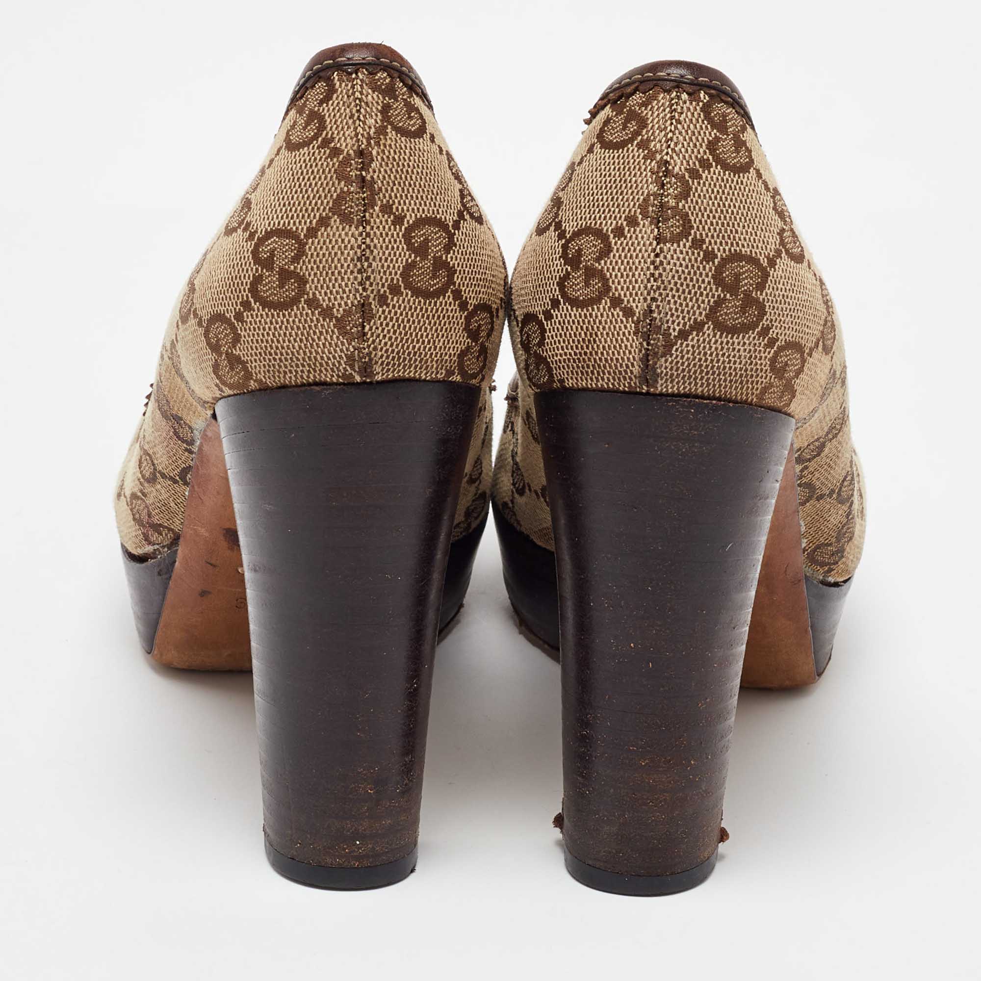 Gucci Beige/Brown GG Canvas and Leather Platform Pumps Size 38.5 