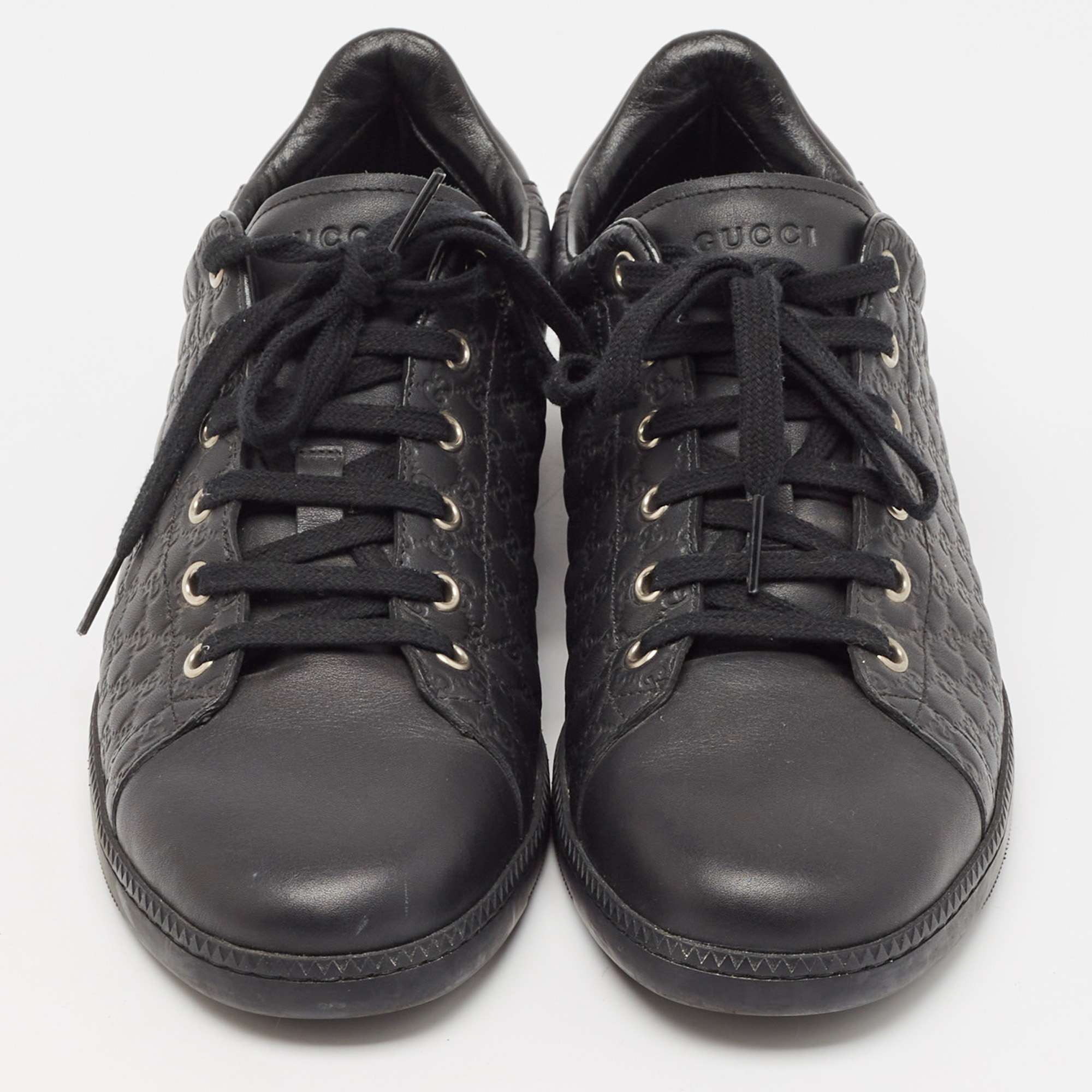 Gucci Black Microguccissima Leather Low Top Sneakers Size 40.5 