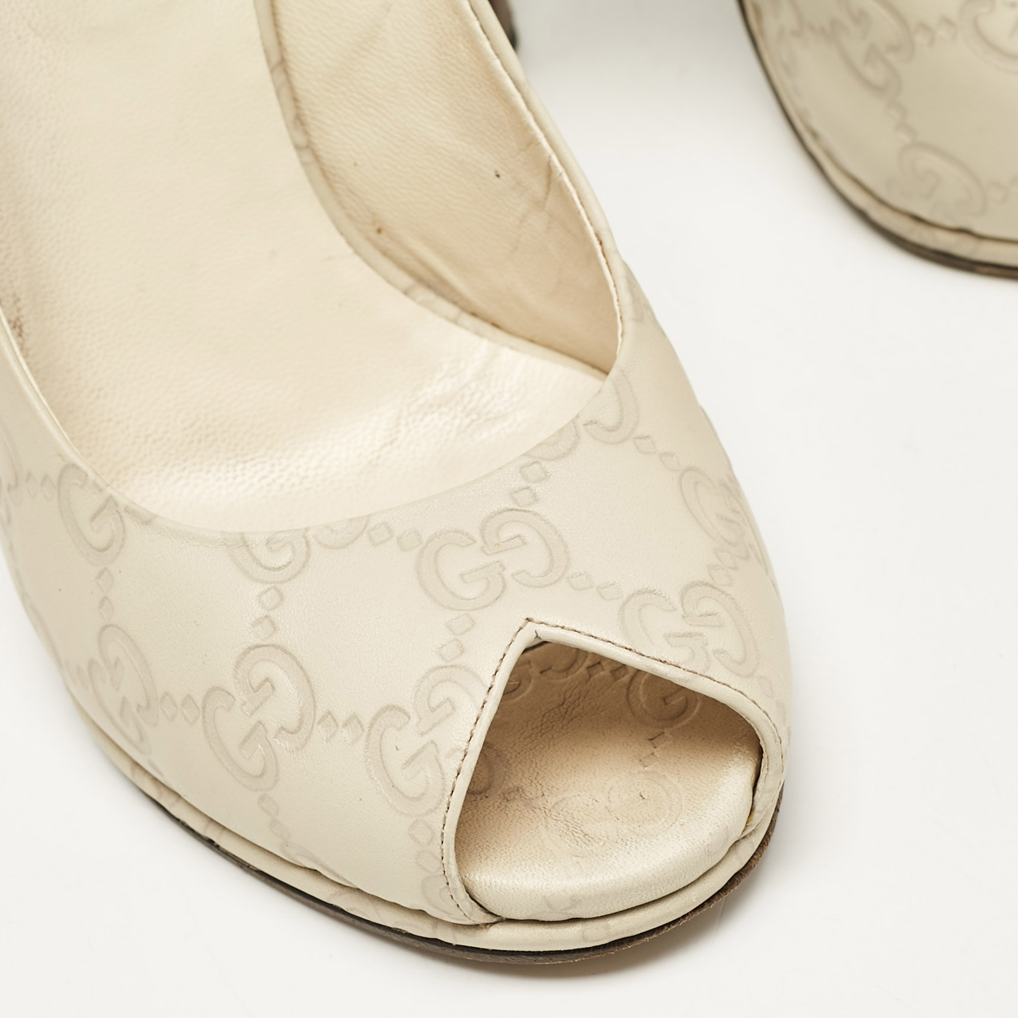 Gucci Cream Guccissima Leather Peep Toe Pumps Size 36.5 