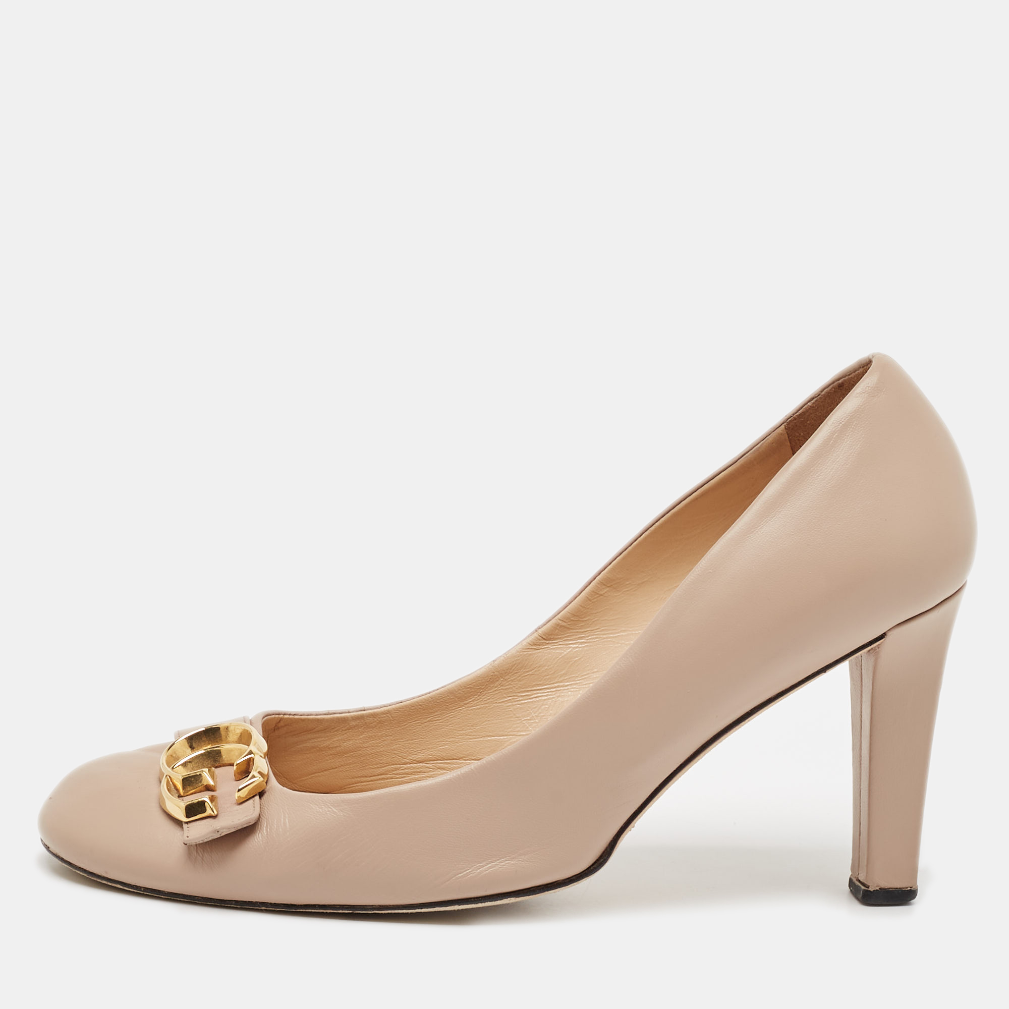 

Gucci Beige Leather GG Marmont Pumps Size