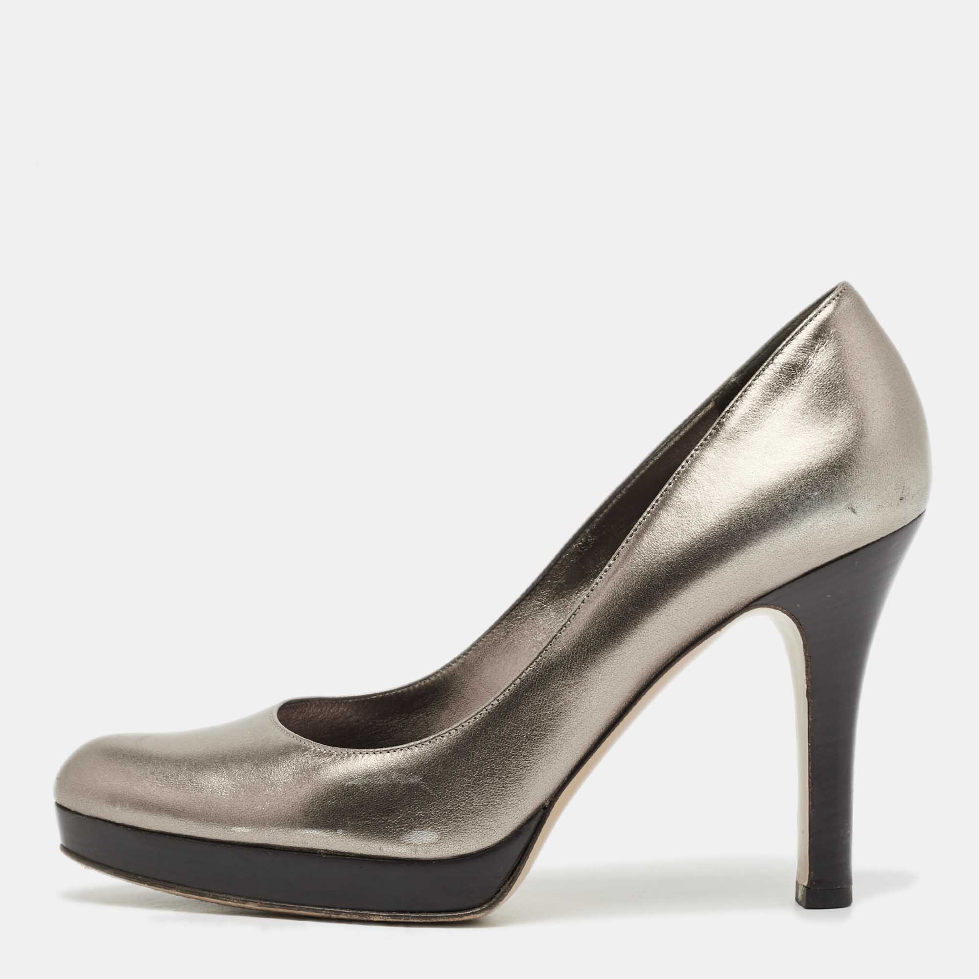 

Gucci Metallic Leather Platform Pumps Size