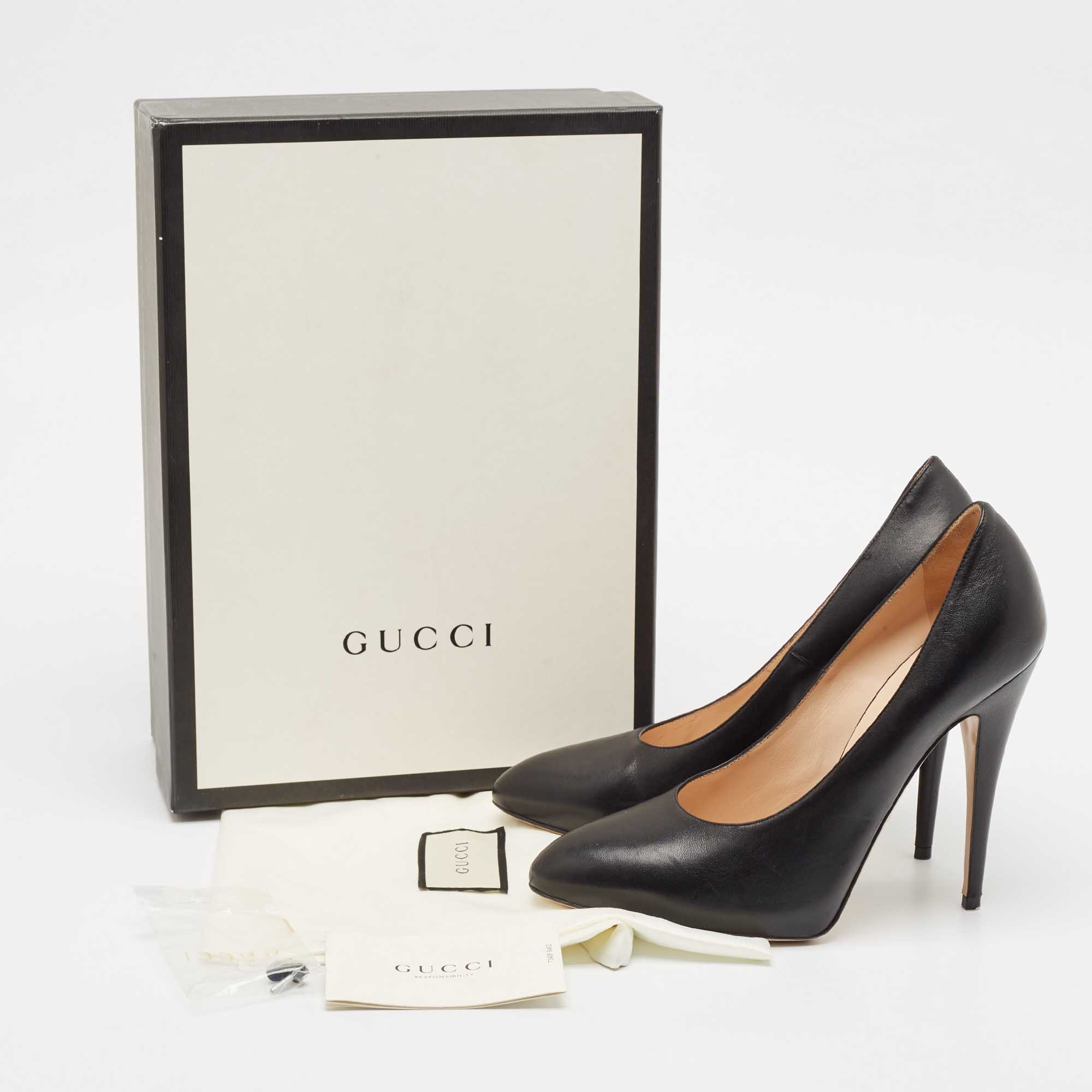 Gucci Black Leather Elaisa Removable Crystal Embellished Bow Pumps Size 39 