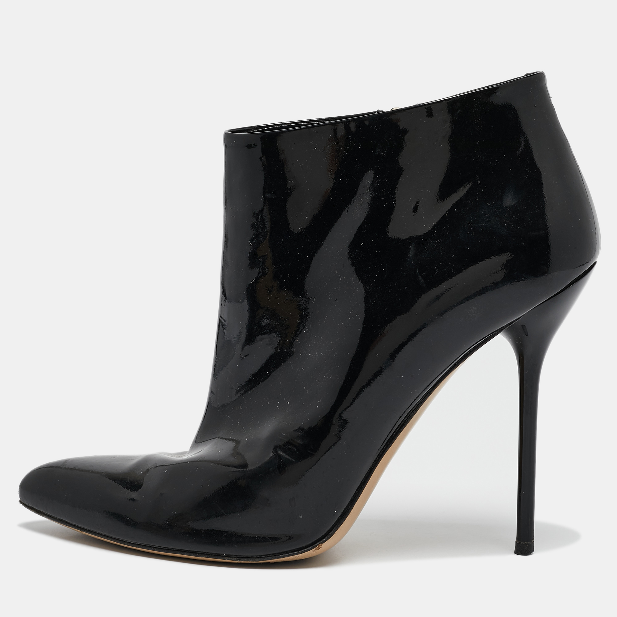 

Gucci Black Patent Leather Pointed Toe Ankle Length Boots Size