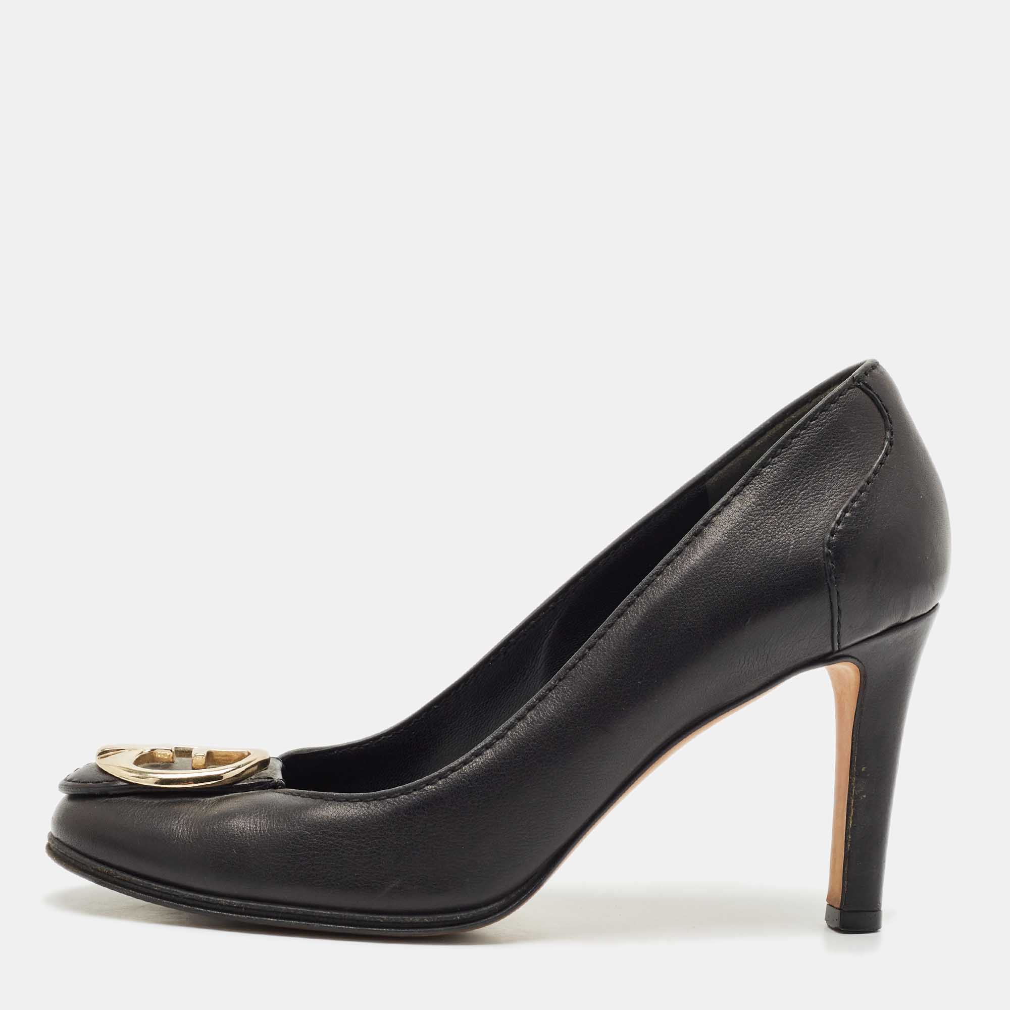 

Gucci Black Leather GG Interlocking Pumps Size