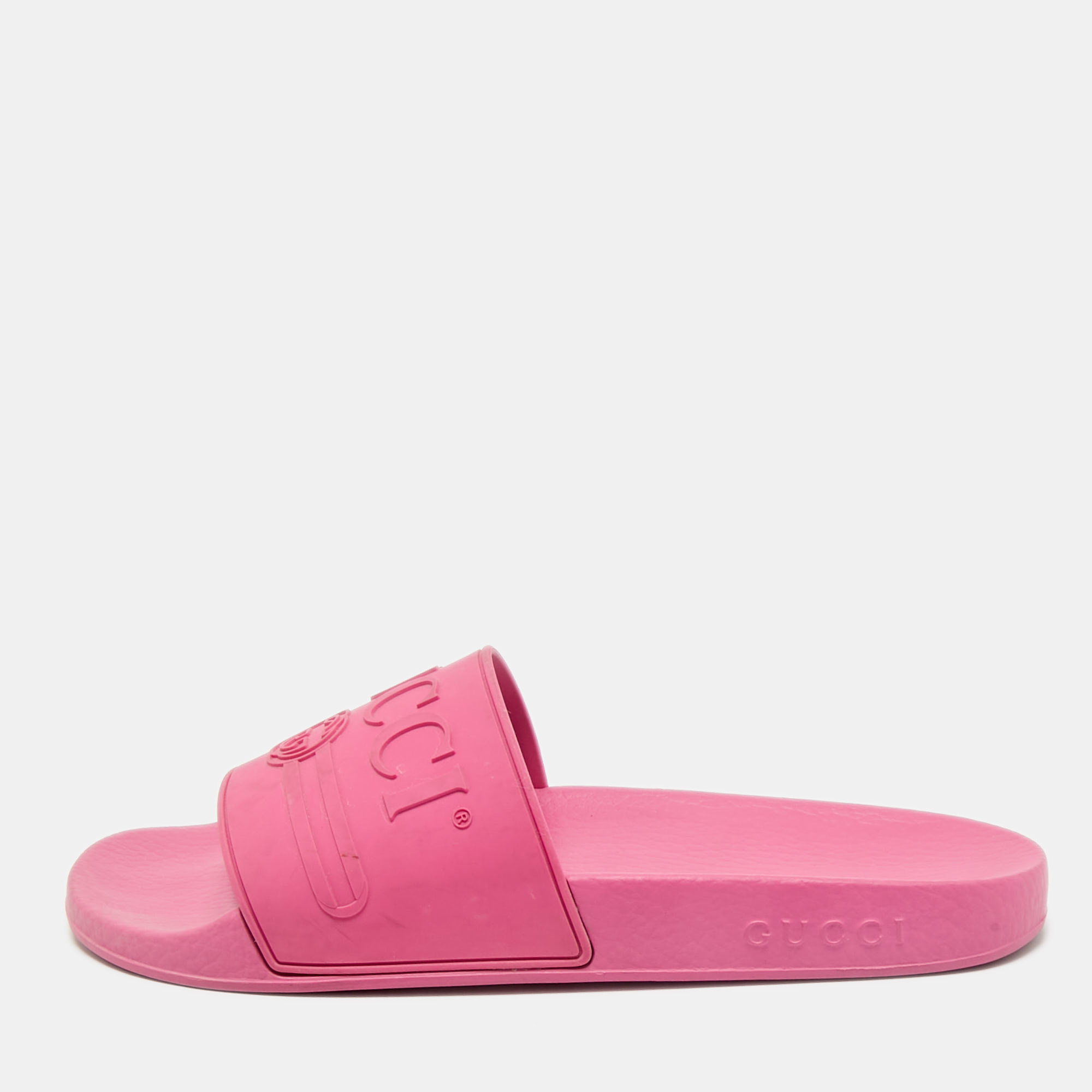 

Gucci Pink Rubber Logo Embossed Pool Slides Size