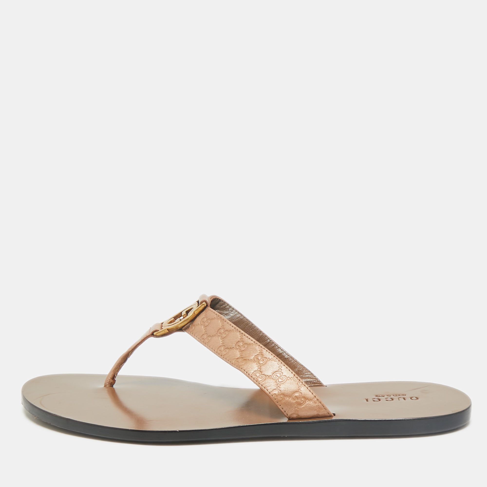 

Gucci Metallic Beige Microguccissima Leather Thong Flats Size