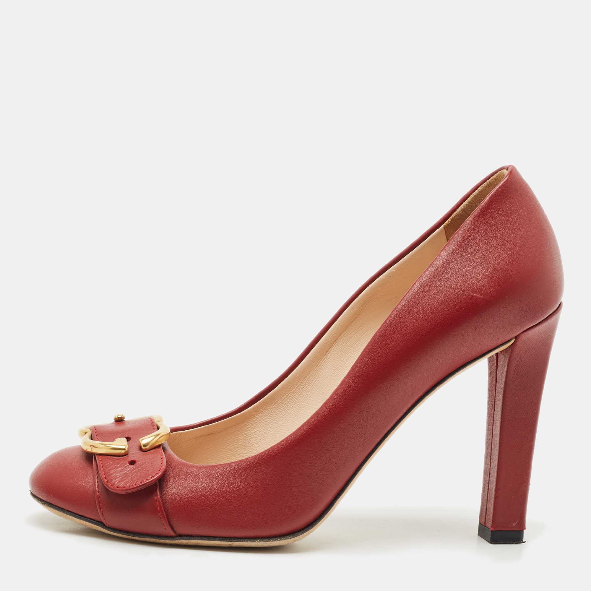 

Gucci Red Leather GG Buckle Pumps Size