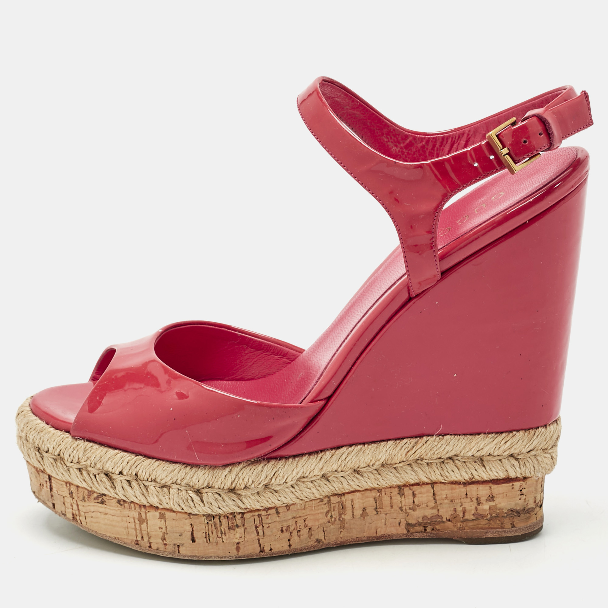Pre-owned Gucci Coral Red Patent Leather Holie Wedge Sandals Size 35