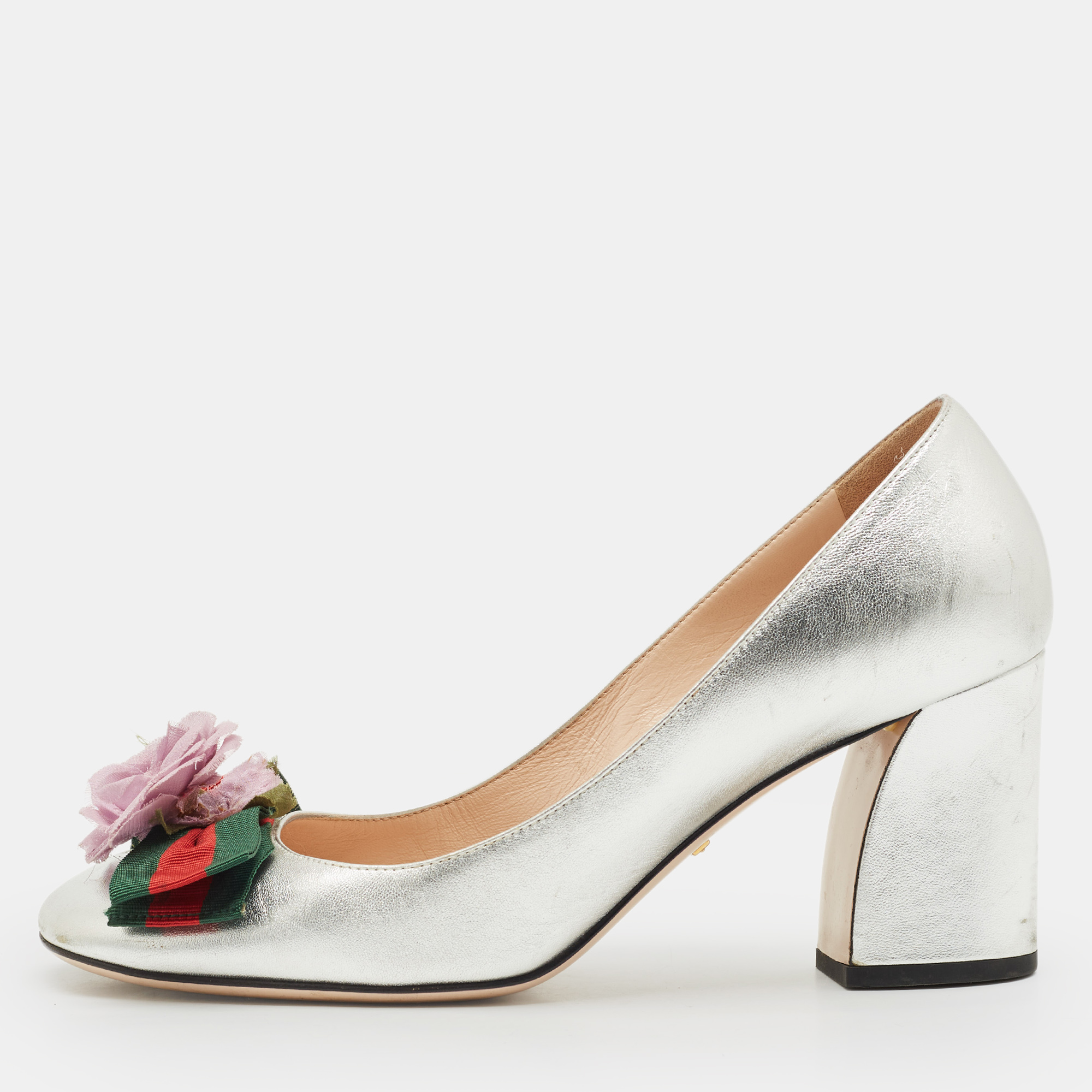 

Gucci Metallic Silver Leather Web Bow Rose Detail Pumps Size
