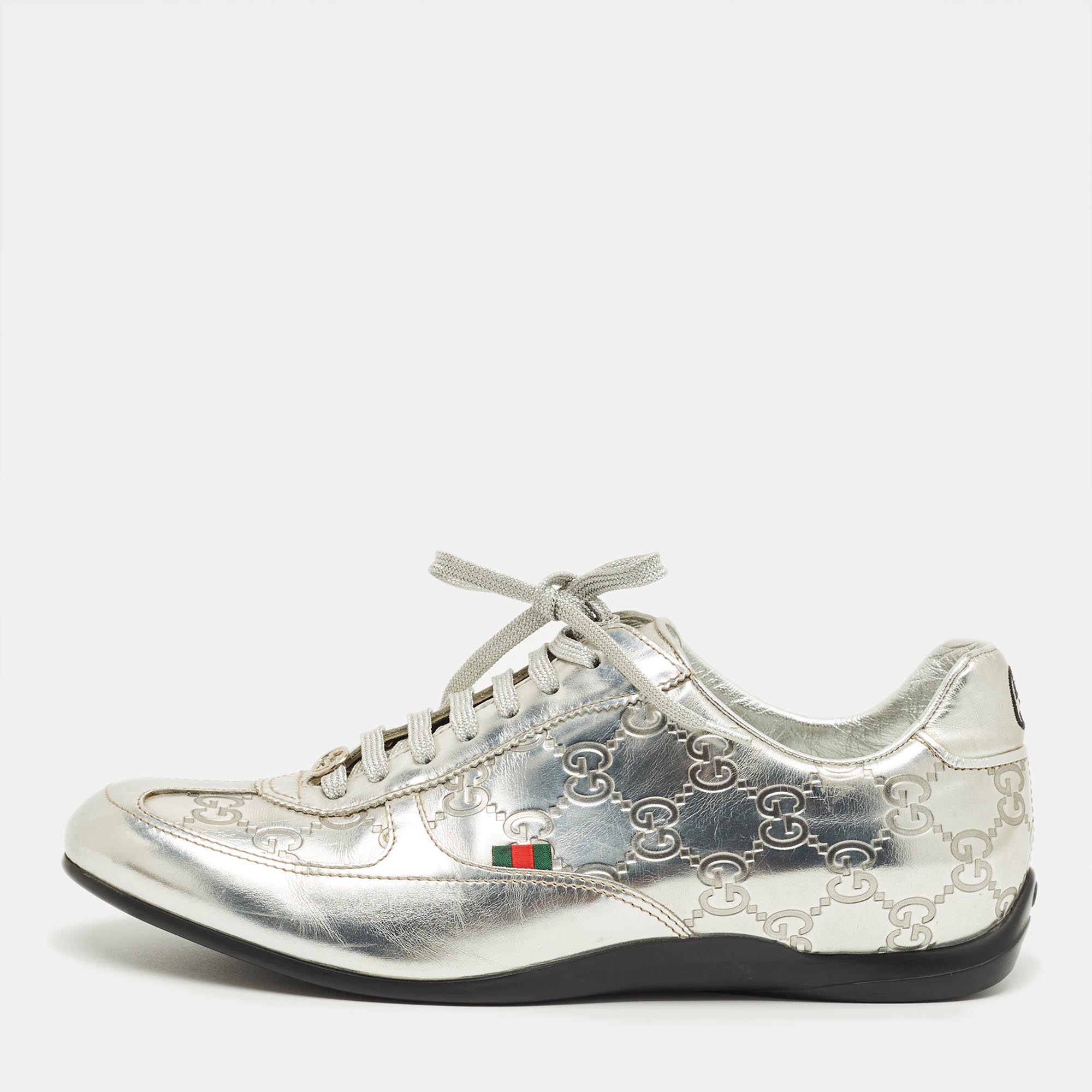 

Gucci Silver Guccissima Leather Low Top Sneakers Size