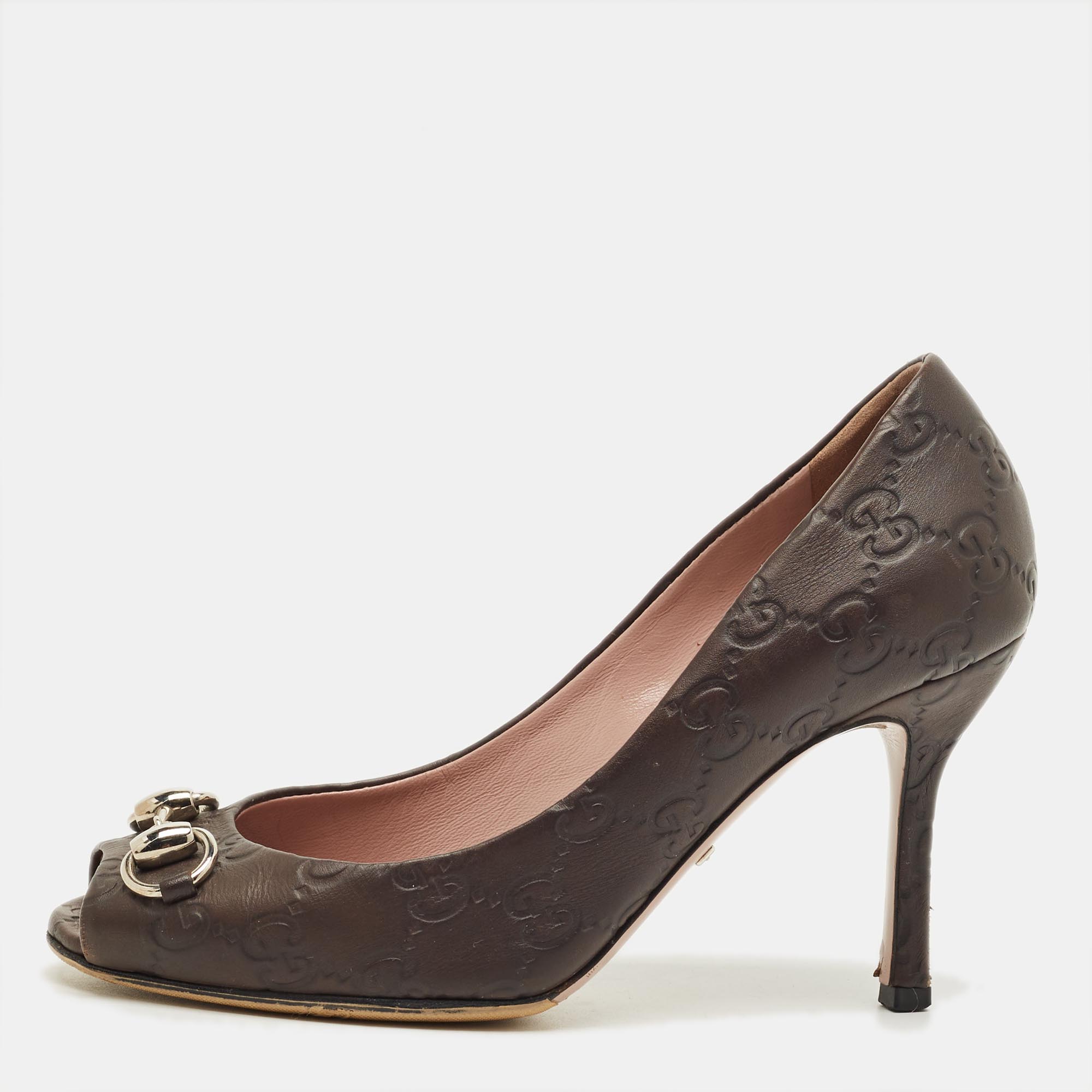 

Gucci Brown Monogram Leather Jolene Horsebit Pumps Size