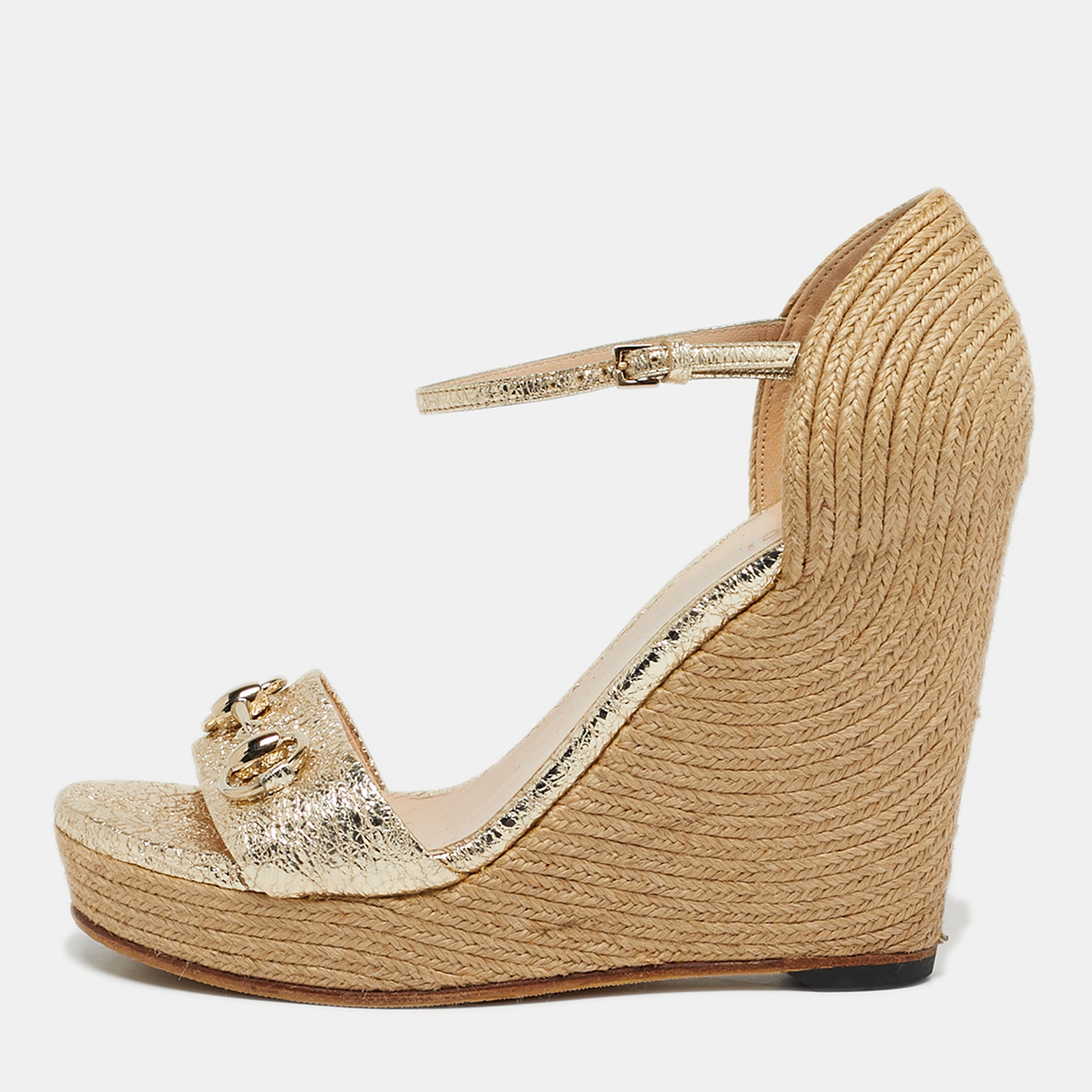 

Gucci Gold Foil Leather and Raffia Carolina Horsebit Espadrille Wedge Sandals Size