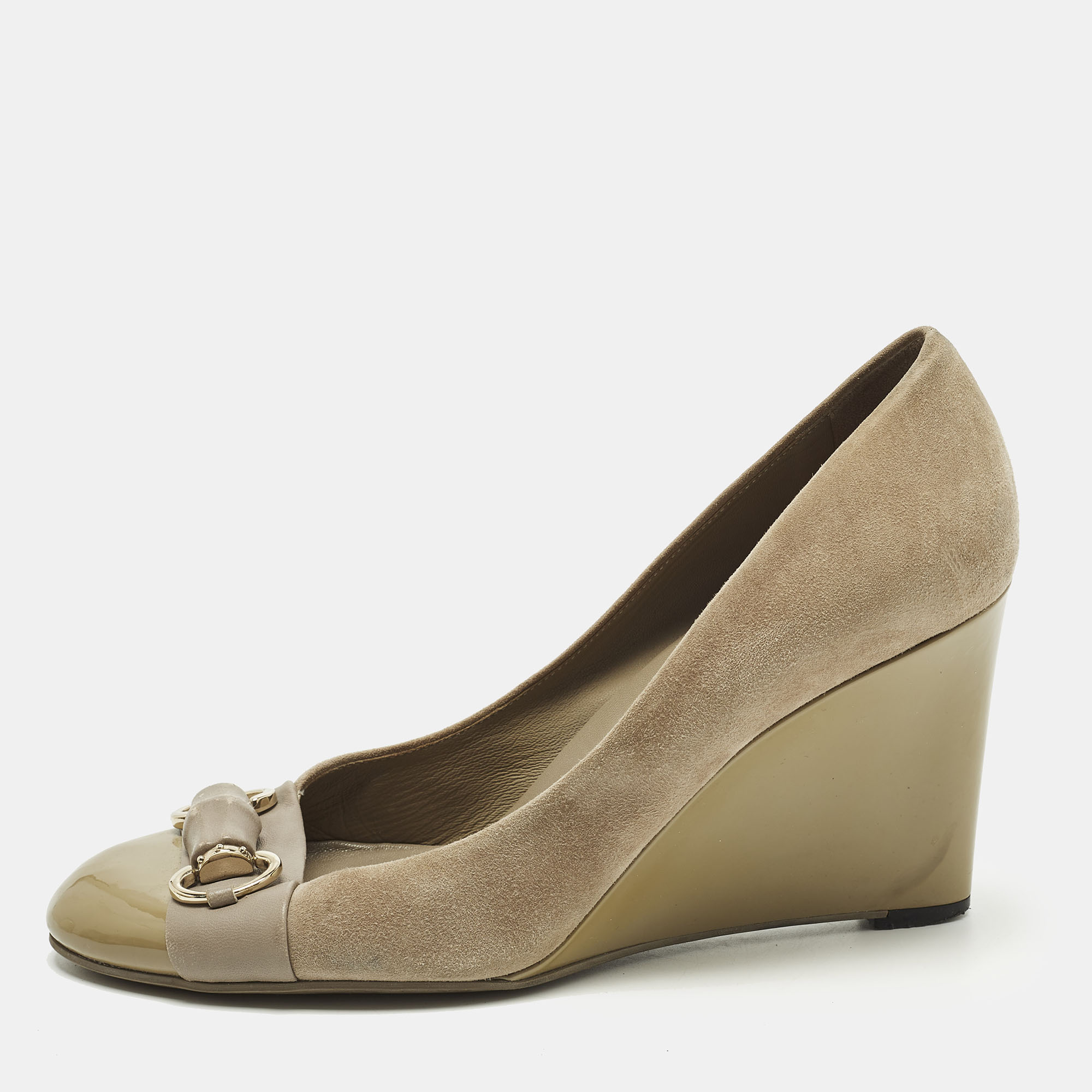 

Gucci Horsebit Size  Grey Patent Leather and Suede Wedge Pumps