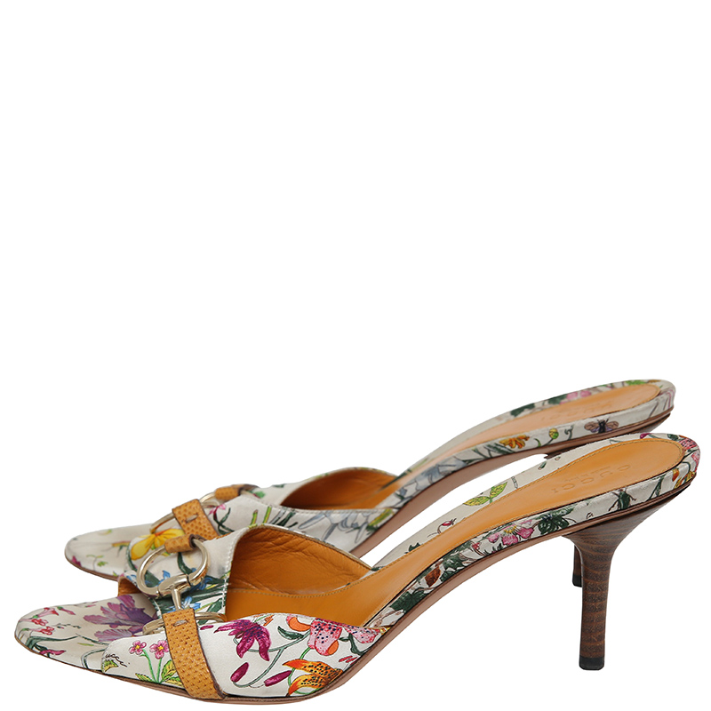 

Gucci Multicolor Floral Print Canvas Horsebit Detail Slides Size