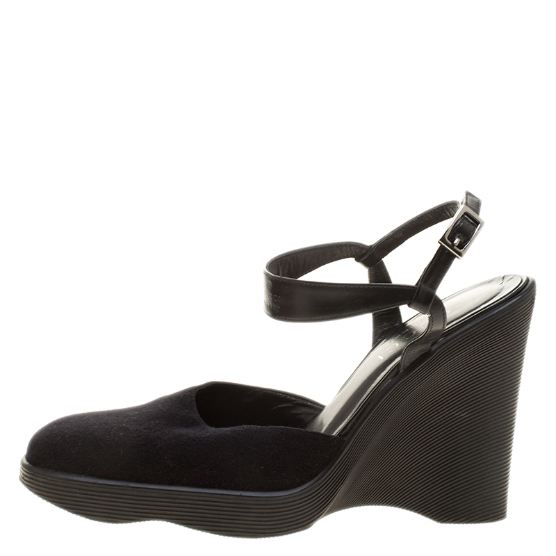 

Gucci Black Felt Platform Wedge Ankle Strap Sandals Size