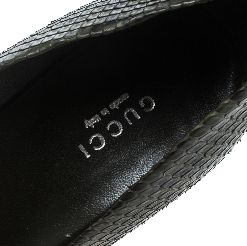 Pre-owned Gucci Khaki Green/black Snakeskin Leather Platform Pumps Size 37