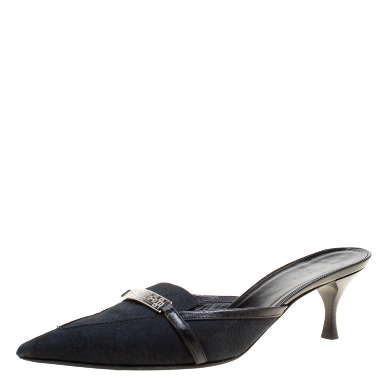 Pre Owned Gucci Black GG Canvas and Leather Slides Size 36.5