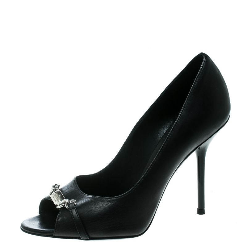 

Gucci Black Leather With Metal Plaque Peep Toe Pumps Size