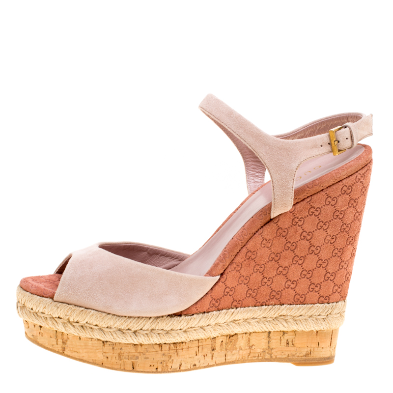 

Gucci Pale Pink Suede Hollie Espadrille Wedge Sandals Size