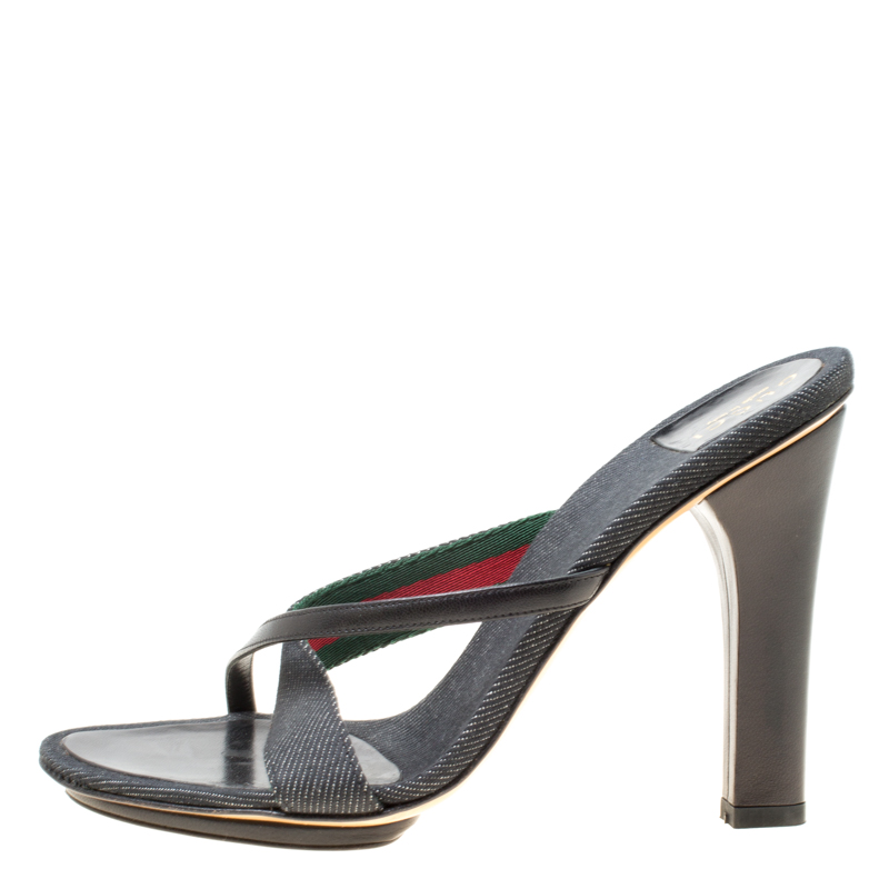 

Gucci Black Fabric And Leather Cross Strap Sandals Size