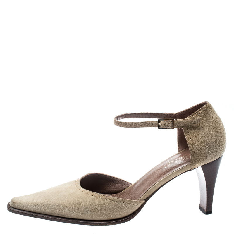

Gucci Beige Suede Pointed Toe D'orsay Pumps Size