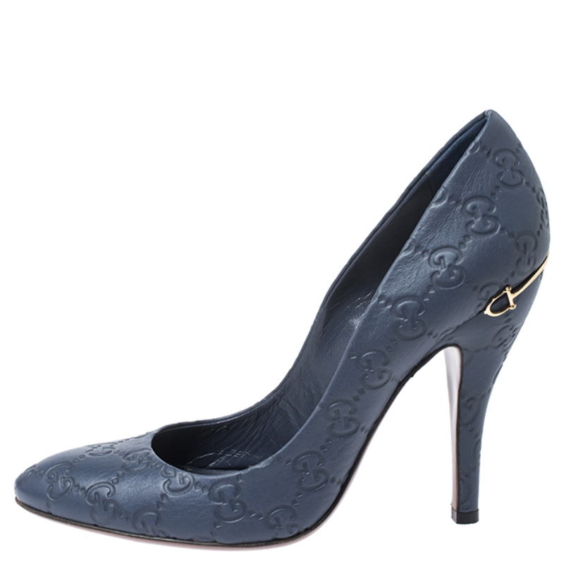 

Gucci Blue GG Embossed Leather Round Toe Pumps Size