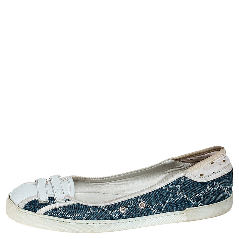 

Gucci Blue GG Monogram Denim And White Leather Ballet Flats Size