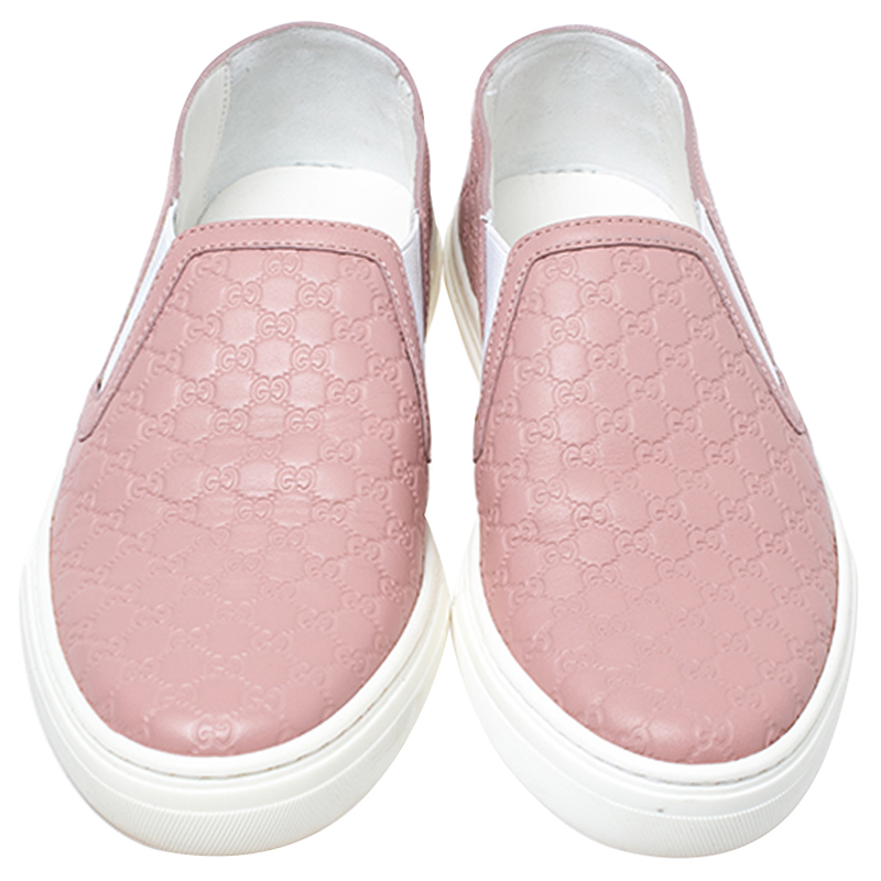 gucci pink slip on shoes