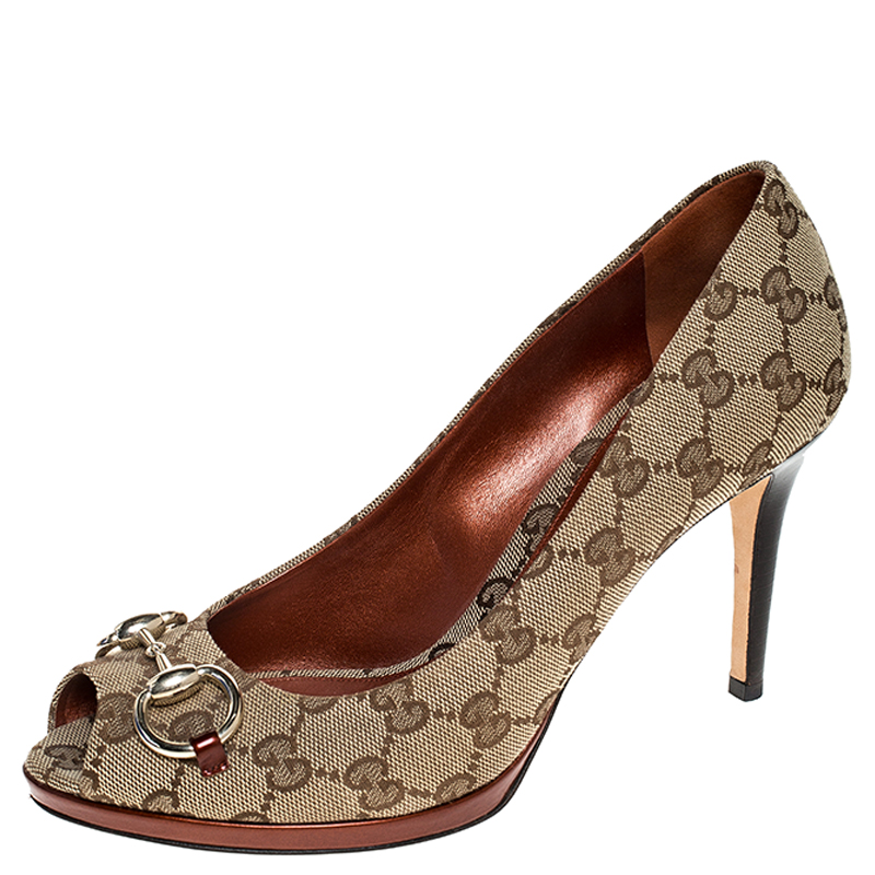 مملوكة مسبقًا حذاء كعب عالي غوتشيهورسبيت مقدمة مفتوحة كانفاس GG بيج مقاس 39