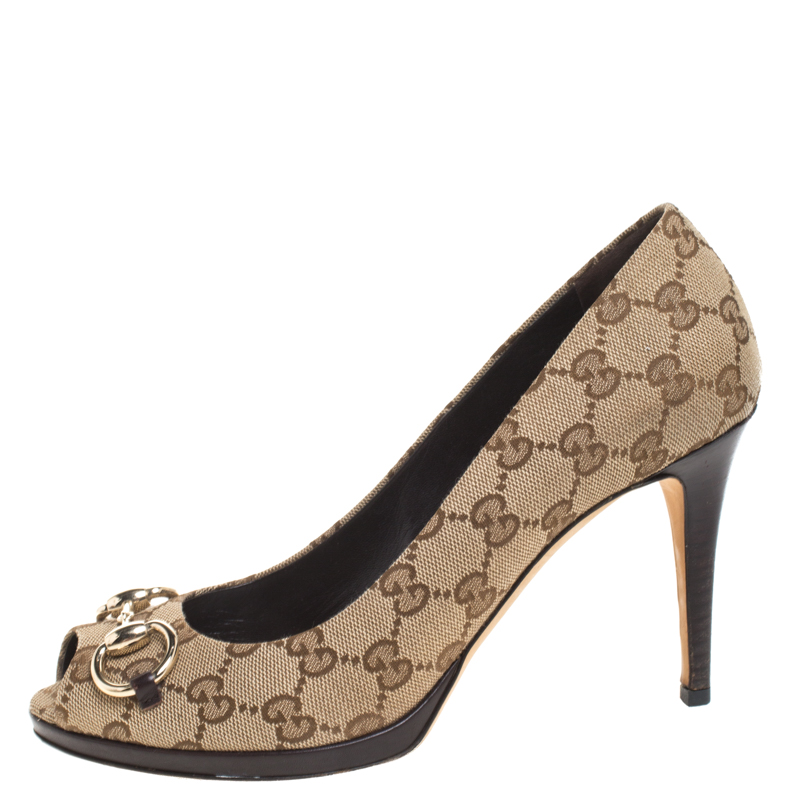 

Gucci Beige GG Canvas And Leather New Hollywood Horsebit Peep Toe Pumps Size