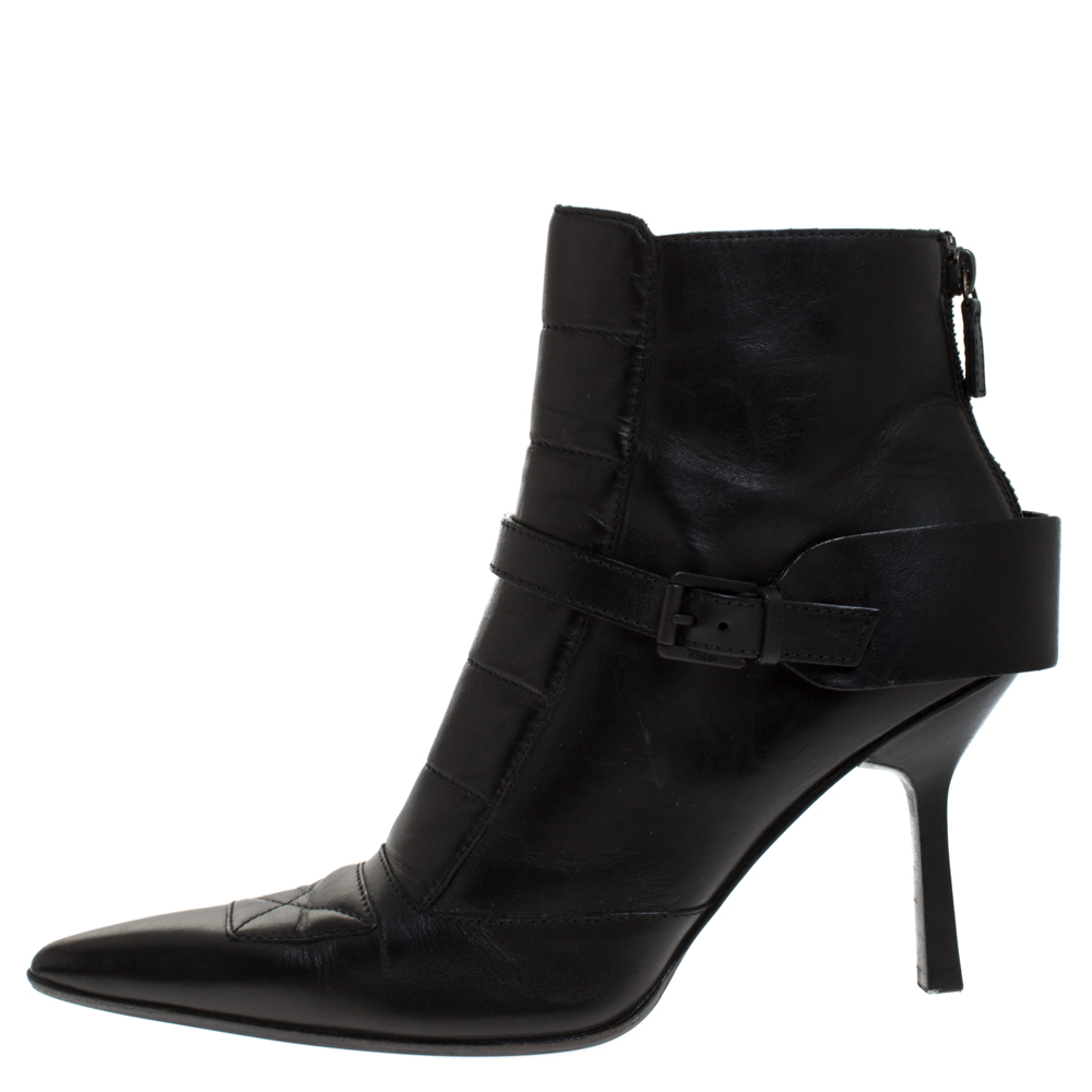 

Gucci Black Leather Pointed Toe Buckle Detail Ankle Booties Size