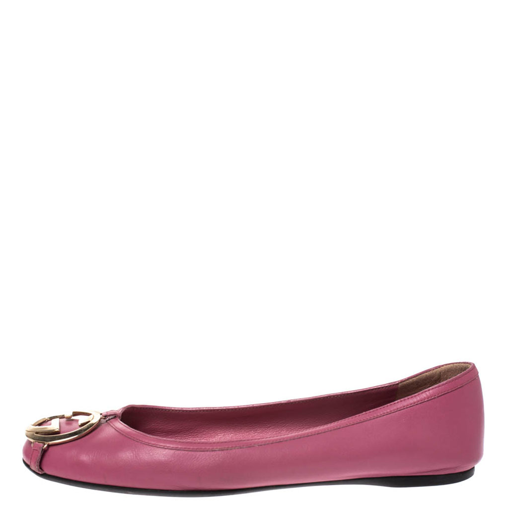 

Gucci Pink Leather GG Interlocking Buckle Ballet Flats Size