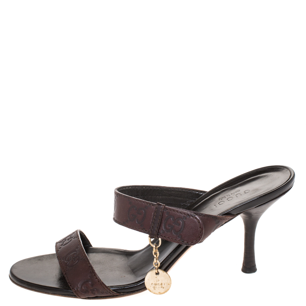 

Gucci Brown GG Leather Open Toe Sandals Size
