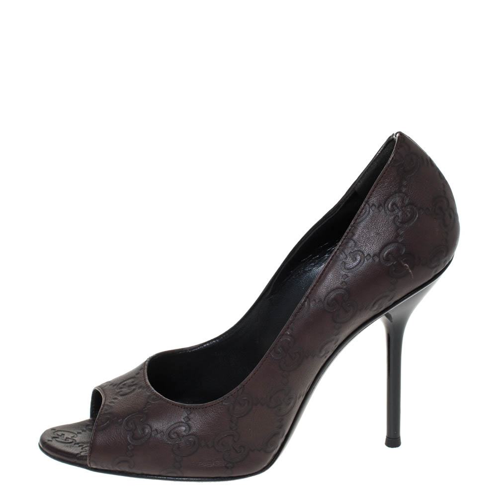 

Gucci Brown Guccissima Leather Peep Toe Pumps Size